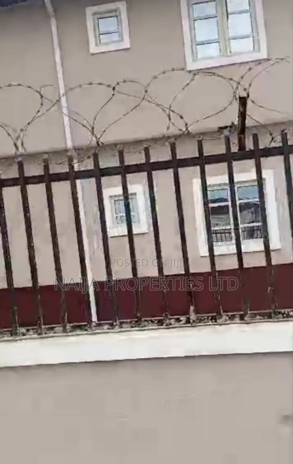 3bdrm Block of Flats in Abijo for sale in Abijo