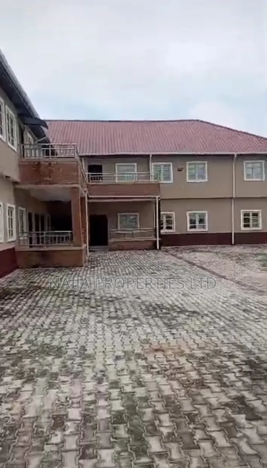 3bdrm Block of Flats in Abijo for sale in Abijo