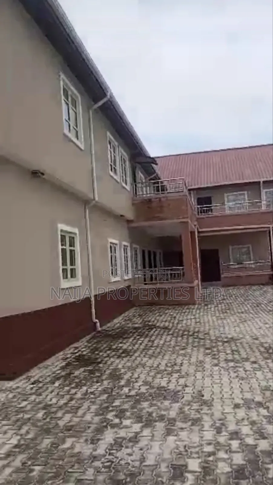 3bdrm Block of Flats in Abijo for sale in Abijo