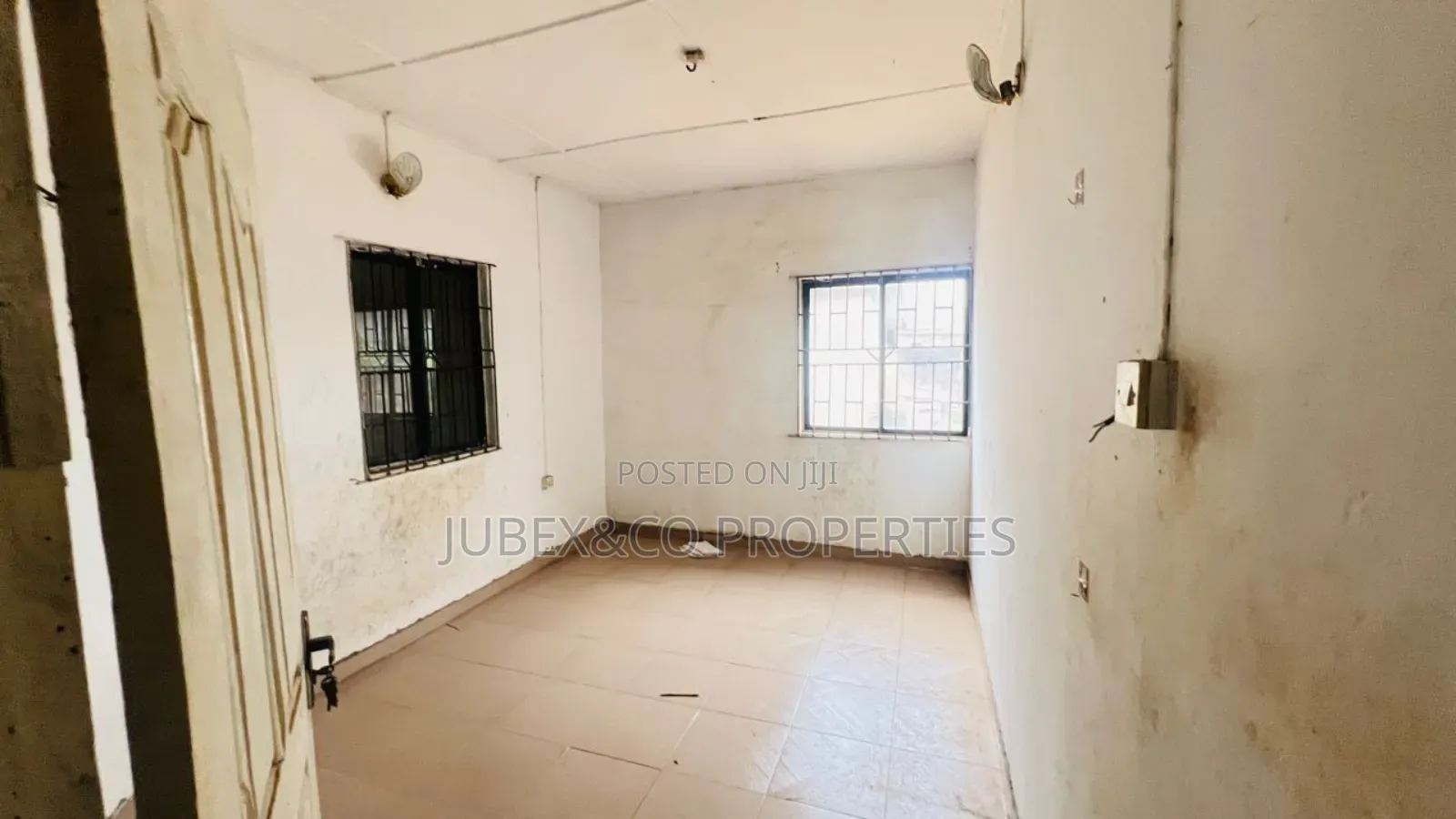 3bdrm Block of Flats in Custom Bus Stop Giwa, Ifo for sale in Ifo
