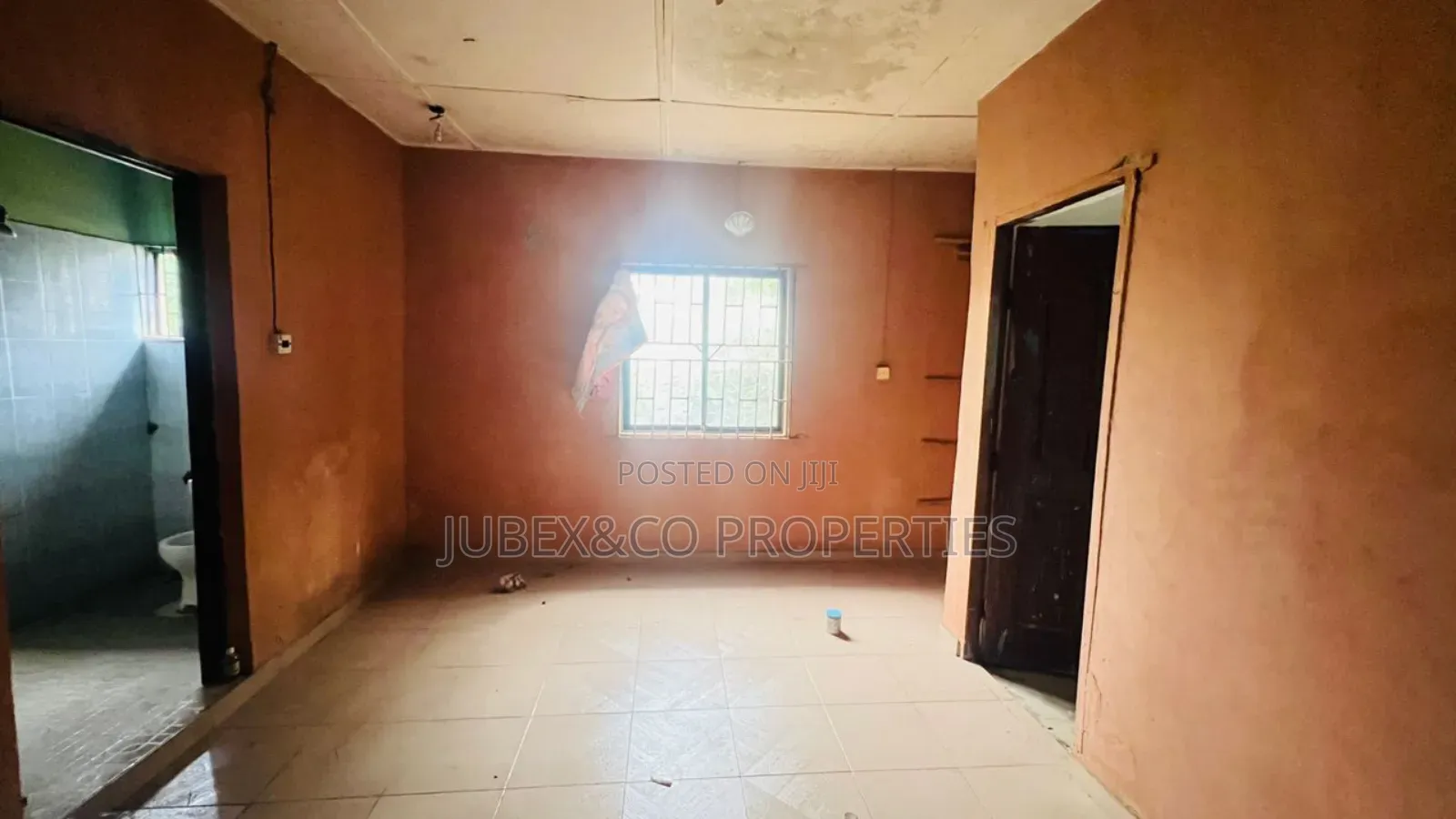 3bdrm Block of Flats in Custom Bus Stop Giwa, Ifo for sale in Ifo