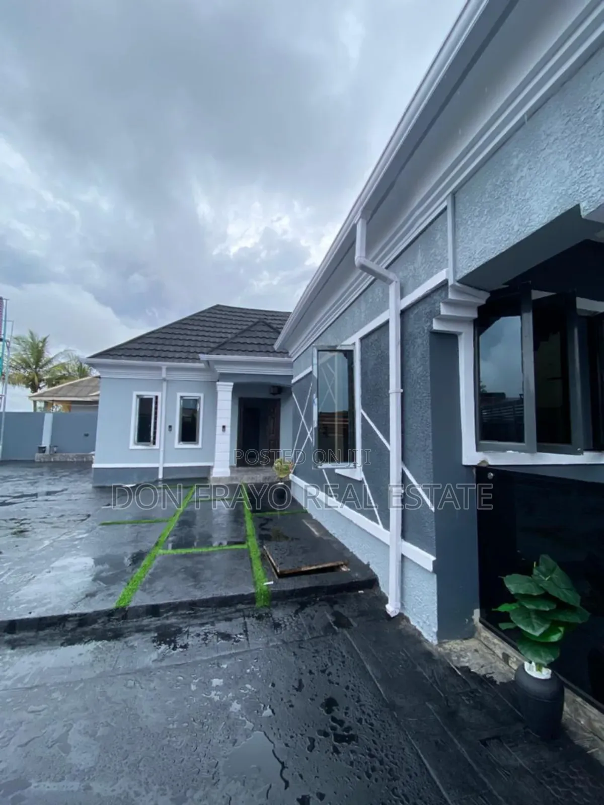 4bdrm Bungalow in Tipper Garage, Akala Express for sale in Akala Express