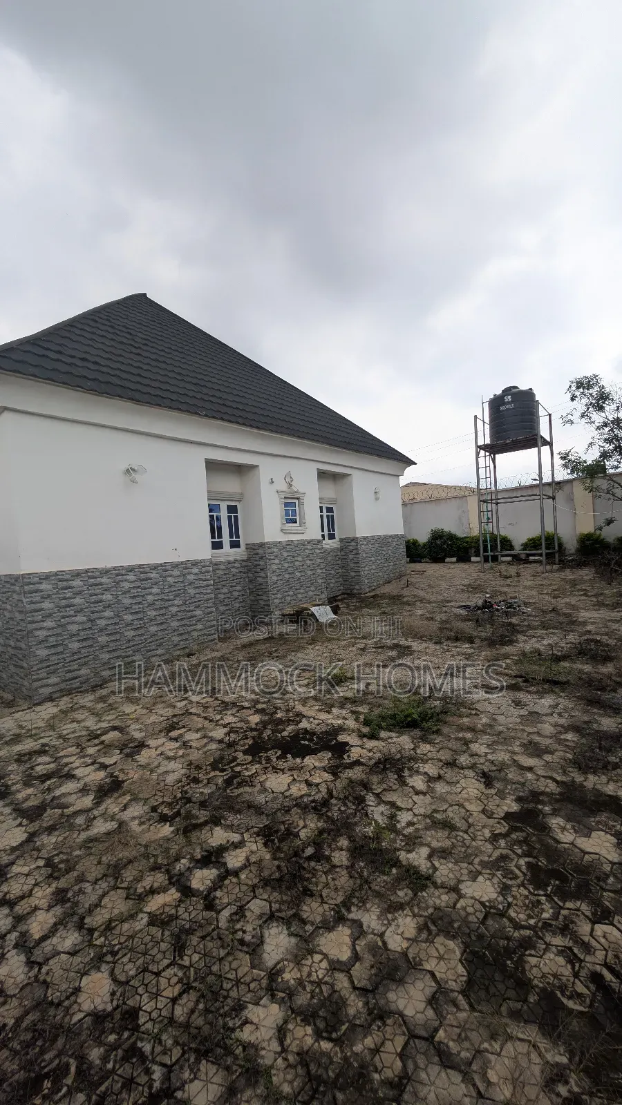 4bdrm Bungalow in Joy Estate, Akobo for sale in Akobo