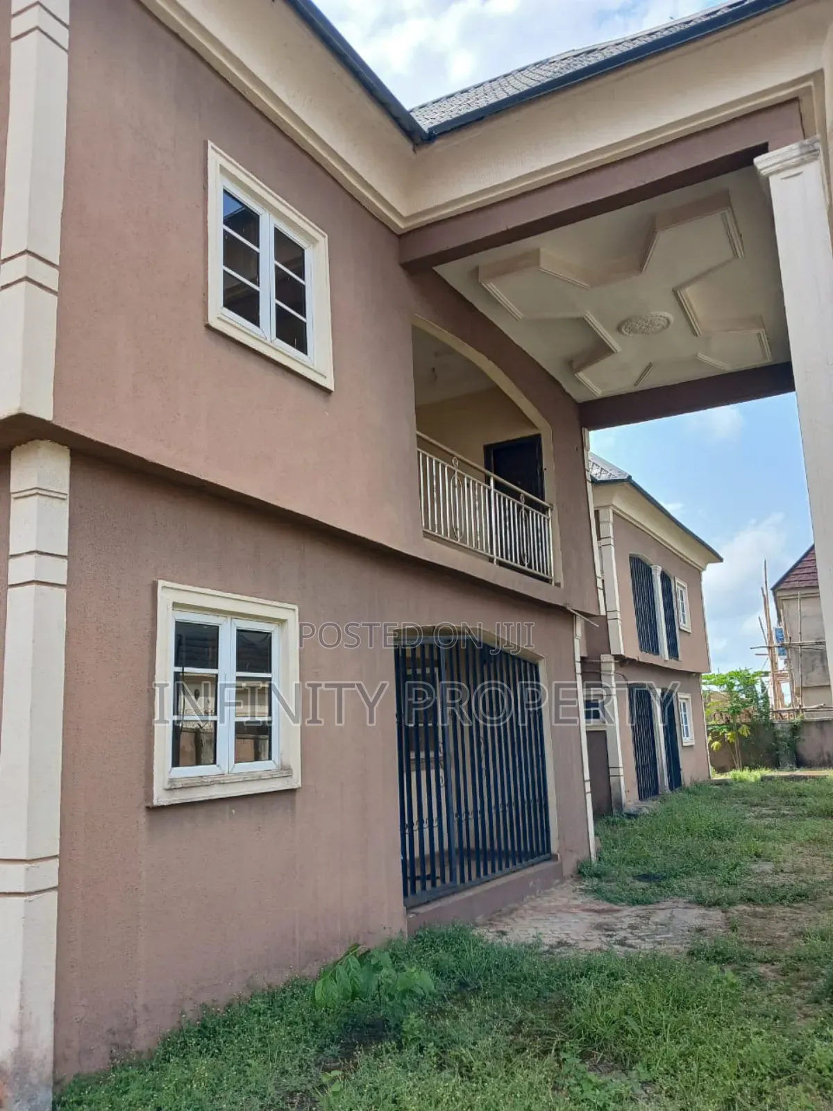 5bdrm Duplex in Amagba, Benin City for sale in Benin City
