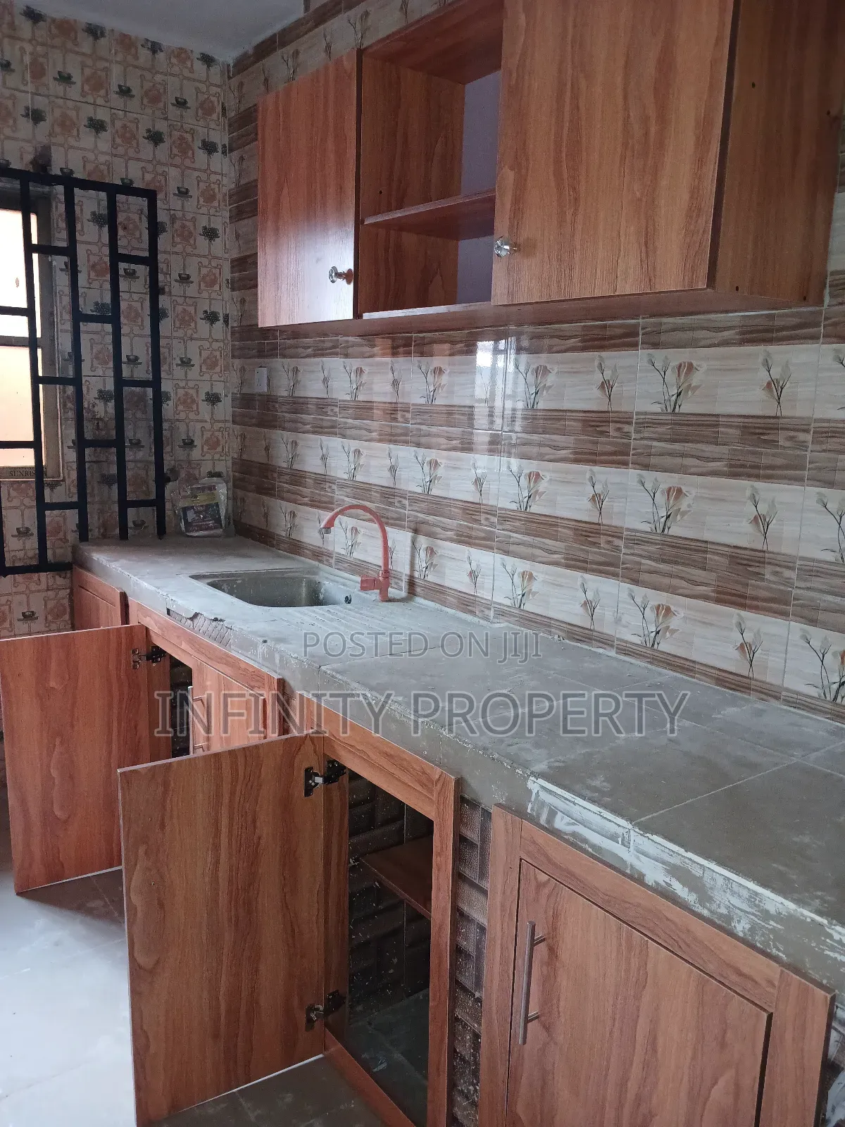 5bdrm Duplex in Amagba, Benin City for sale in Benin City