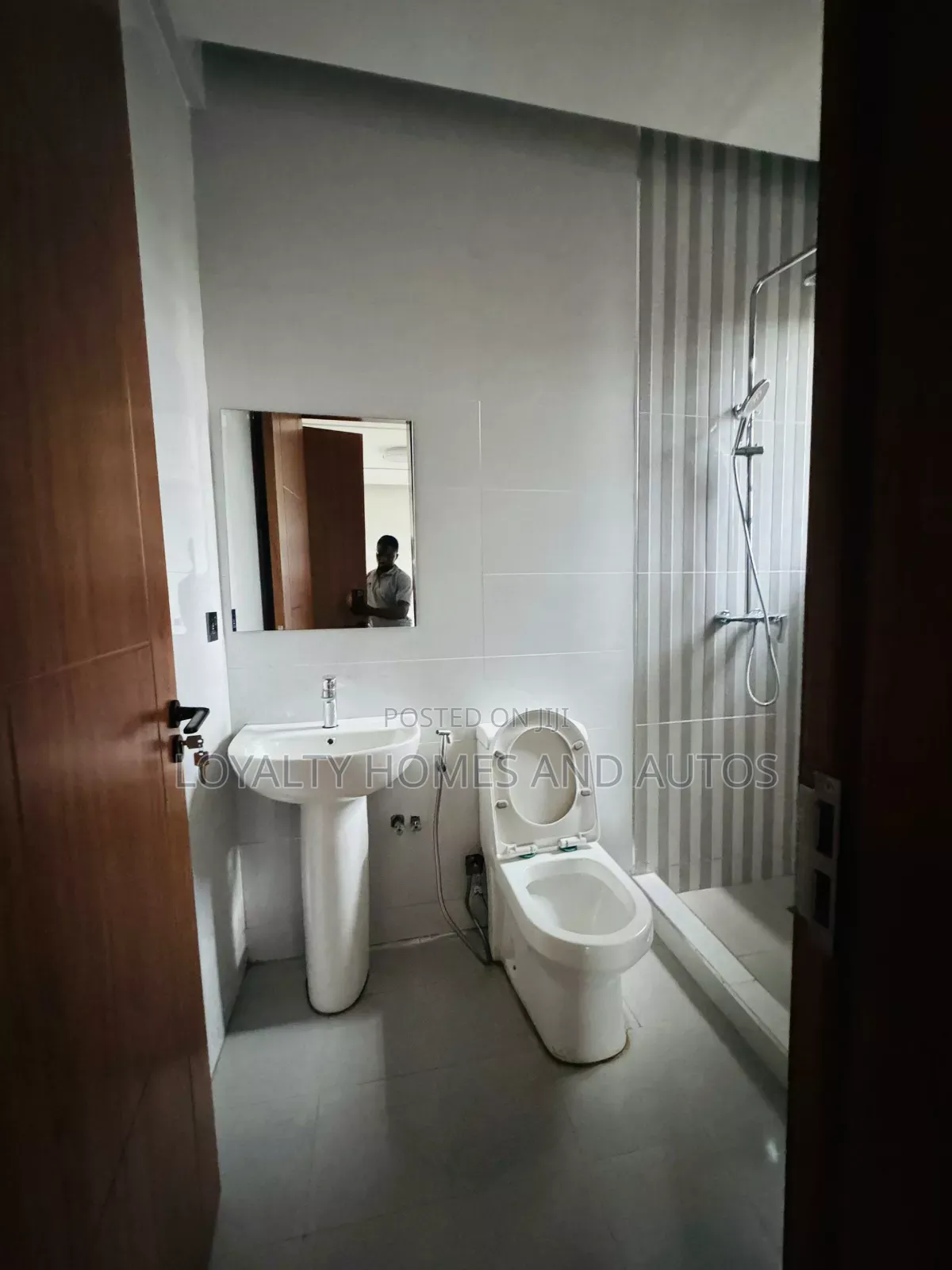Furnished 5bdrm Duplex in Adeniyi Jones Ikeja for sale in Ikeja
