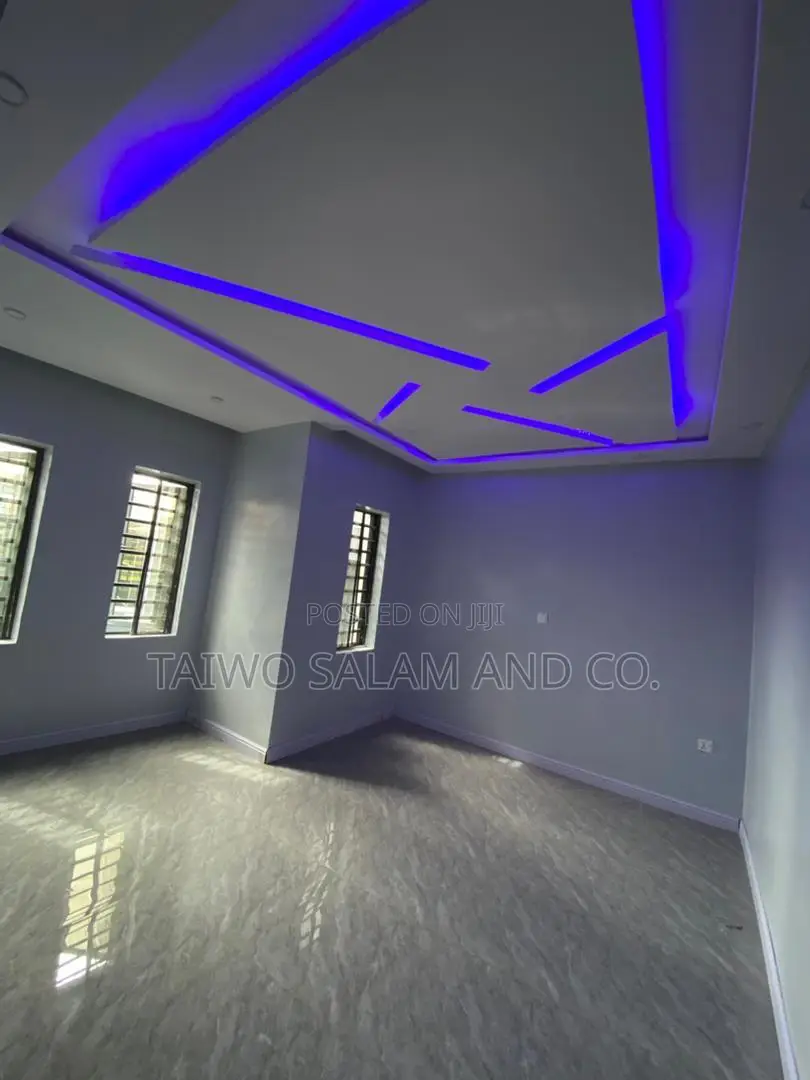 3bdrm Bungalow in Akala Express for sale in Akala Express