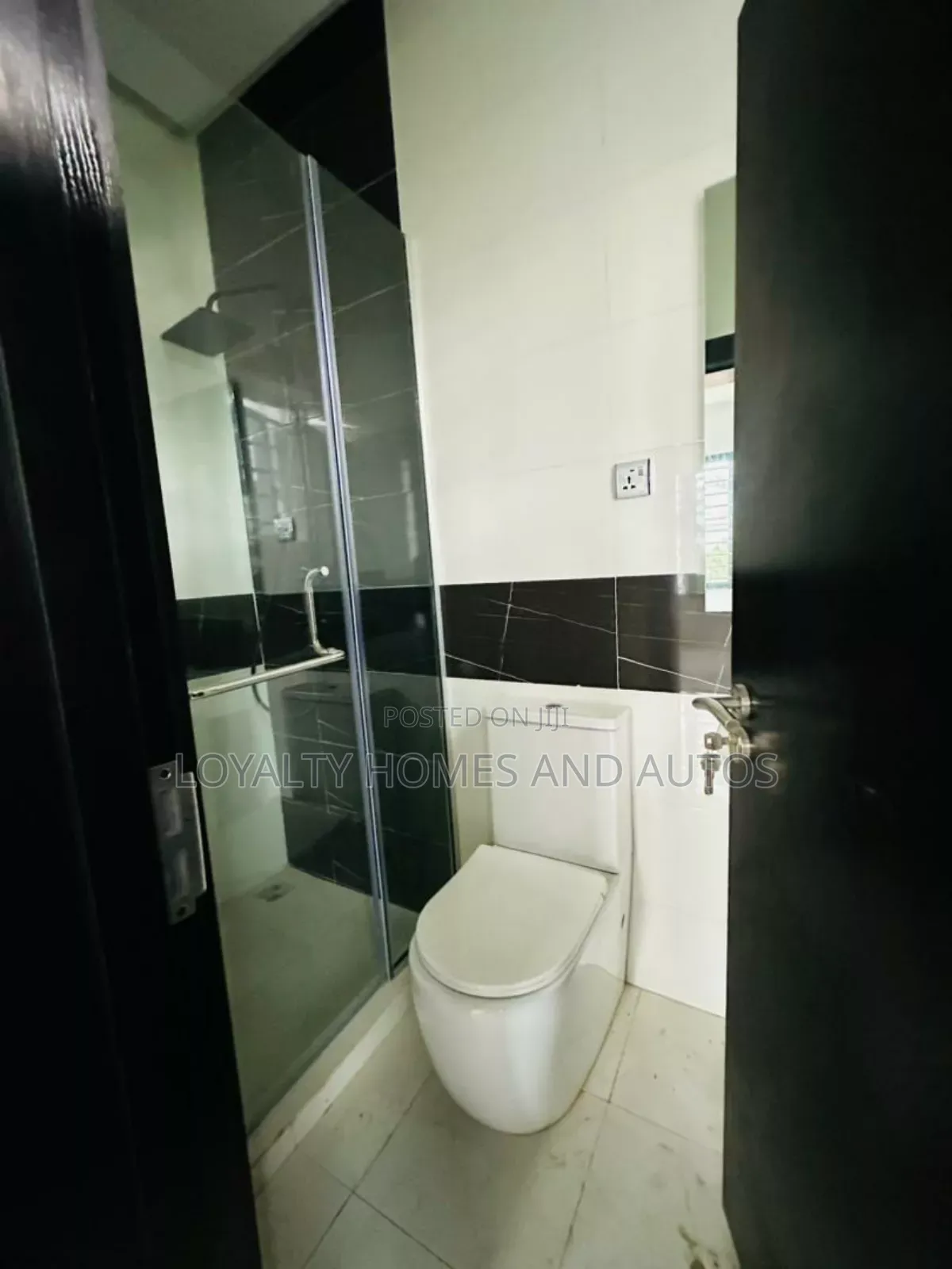Furnished 4bdrm Duplex in Ikeja Gra for sale in Ikeja GRA