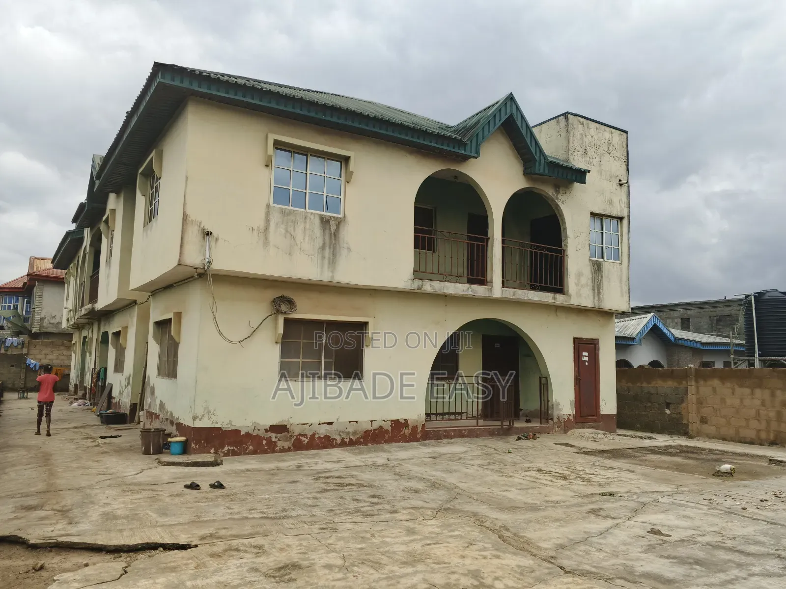 12bdrm Block of Flats in Ayobo for sale in Ayobo