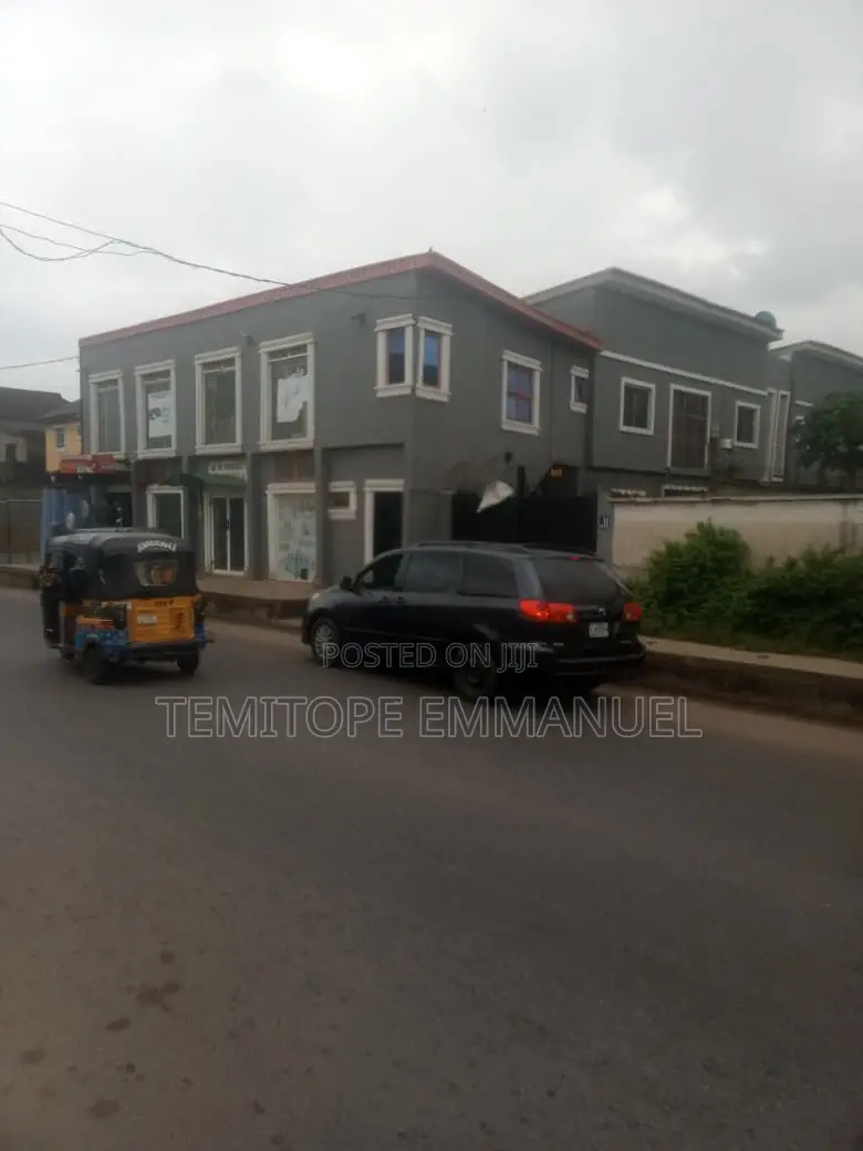 Furnished 14bdrm House in Okeafa, Isolo, Lagos for sale in Oke-Afa