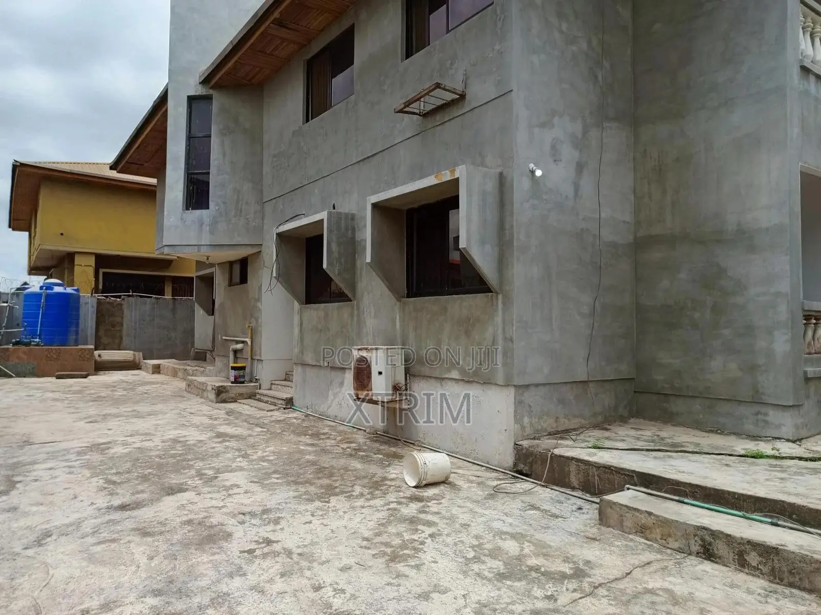 5bdrm House in Omole Phase 1 for sale in Omole Phase 1