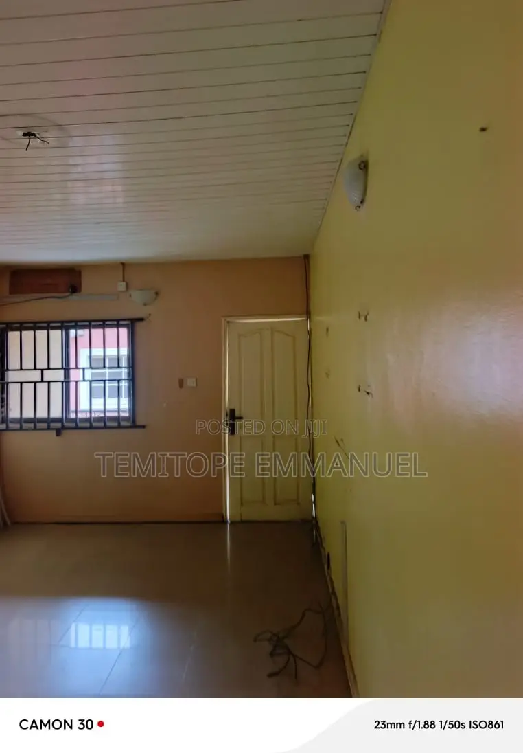 Furnished 12bdrm Duplex in Magodo Phase 1 Gra for sale in GRA Phase 1