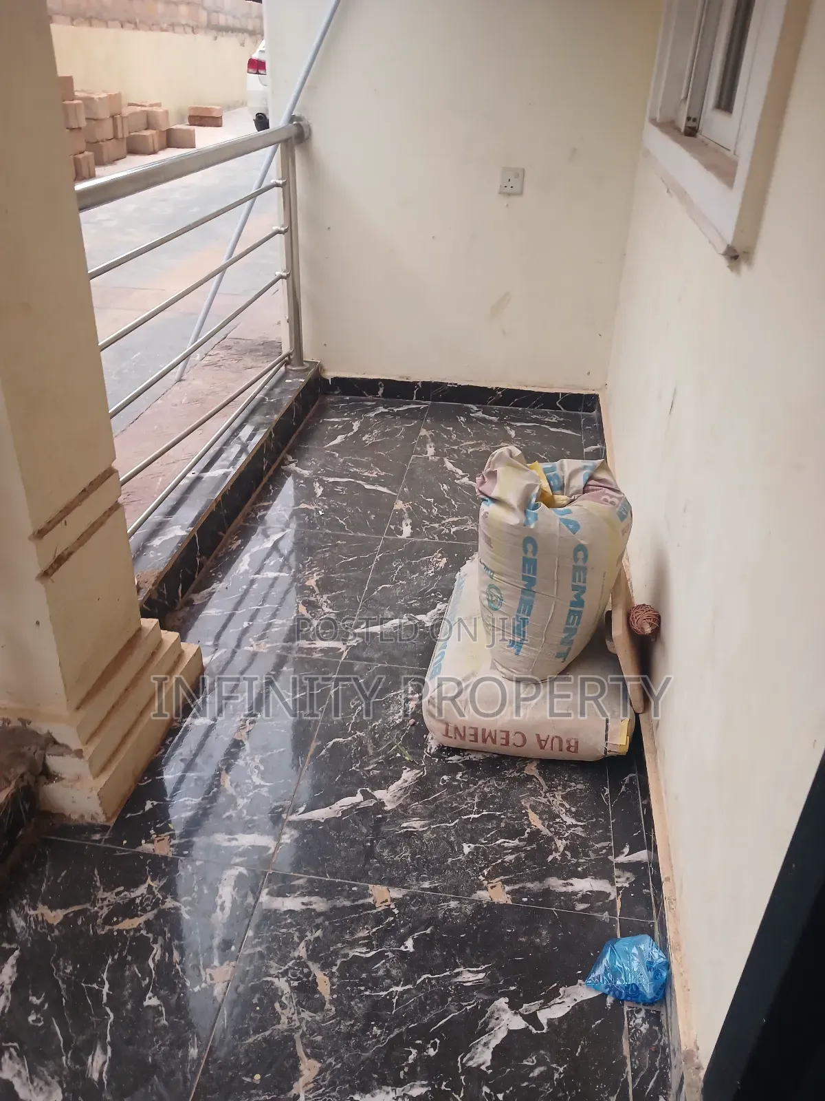 2bdrm Block of Flats in Limit, Benin City for rent in Benin City