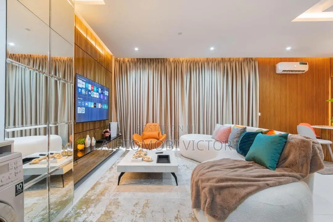 Cute 2bedroom Maisonette Apartment in Lekki Phase 1