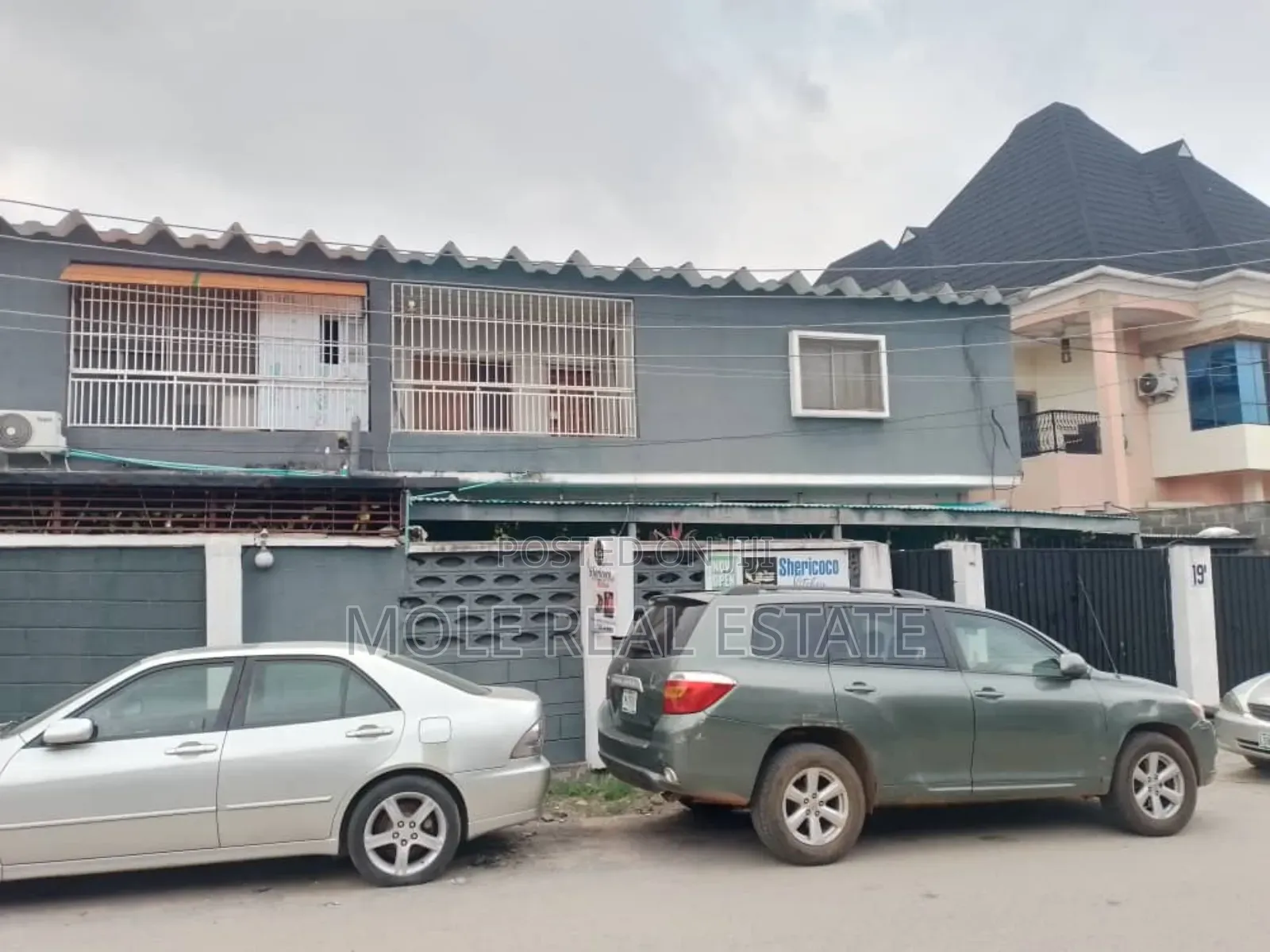 Furnished 3bdrm Block of Flats in Palmgroove for sale in Palmgroove