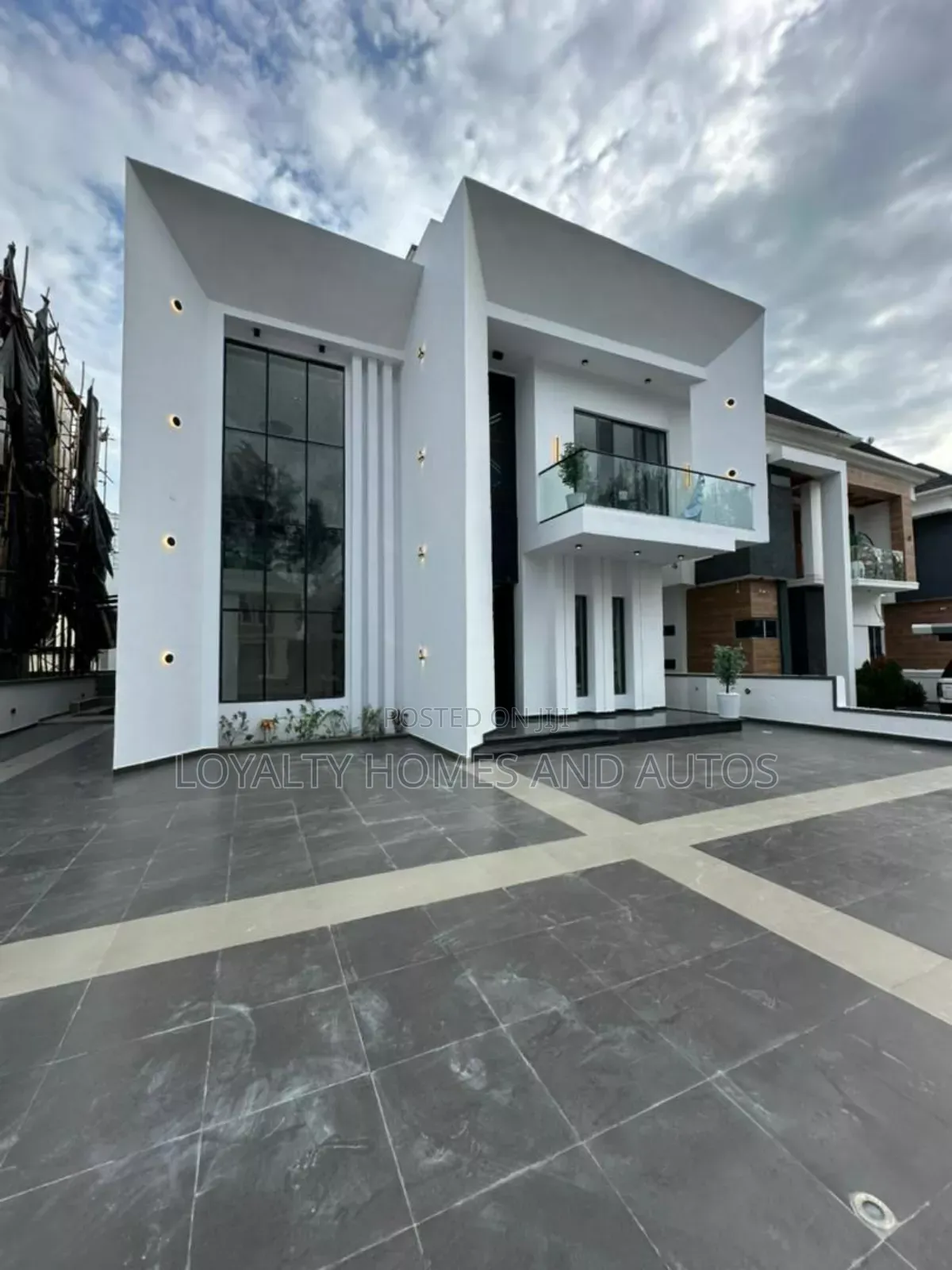 Furnished 5bdrm Duplex in Ikota Lekki County for sale in Lekki