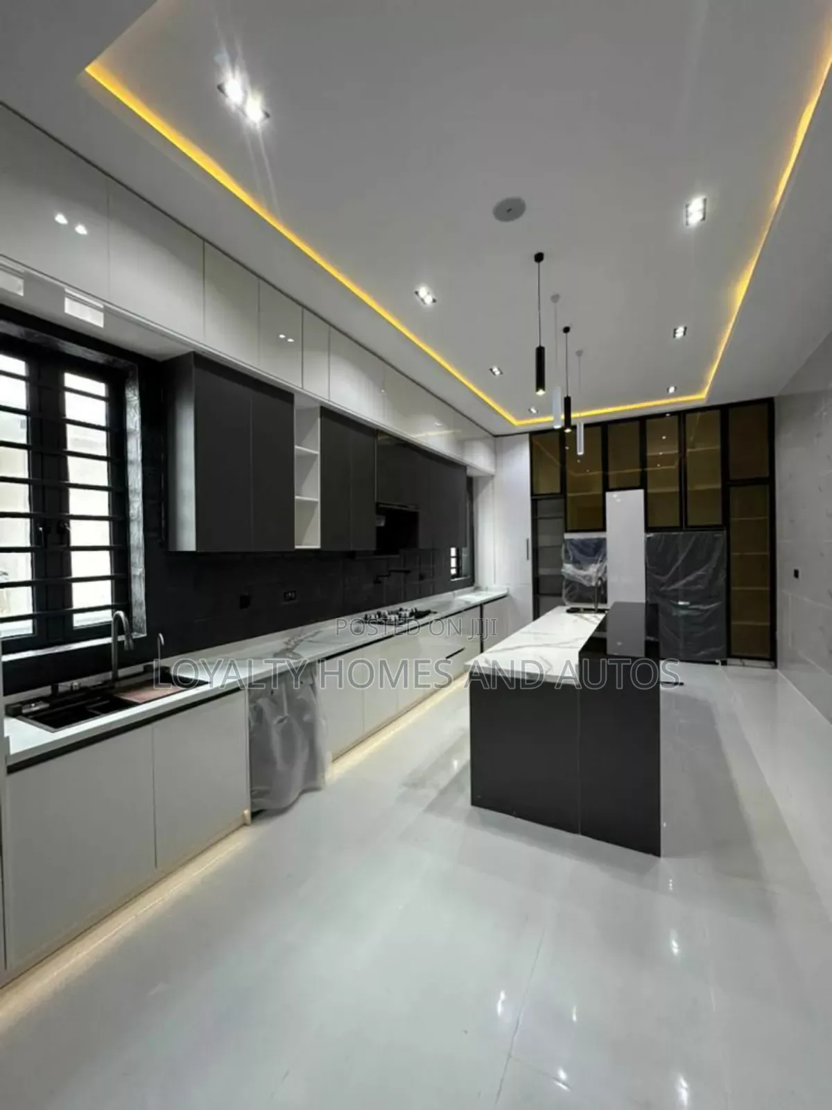 Furnished 5bdrm Duplex in Ikota Lekki County for sale in Lekki