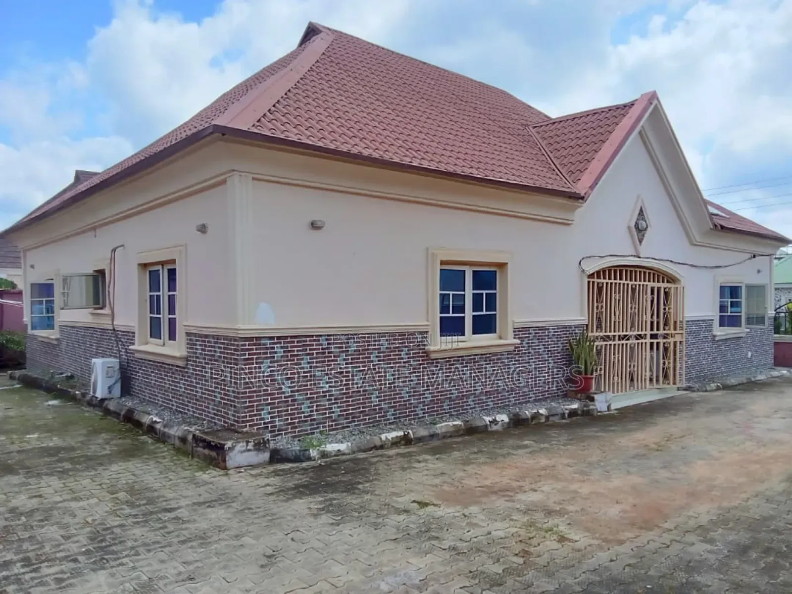 3bdrm House in Lento Estate, Pyakasa for sale in Pyakasa