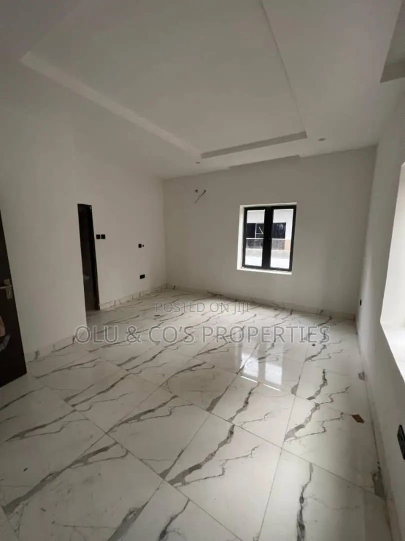 2bdrm Block of Flats in Gaduwa for sale in Gaduwa
