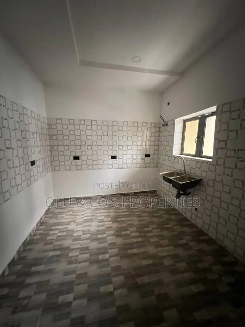 2bdrm Block of Flats in Gaduwa for sale in Gaduwa