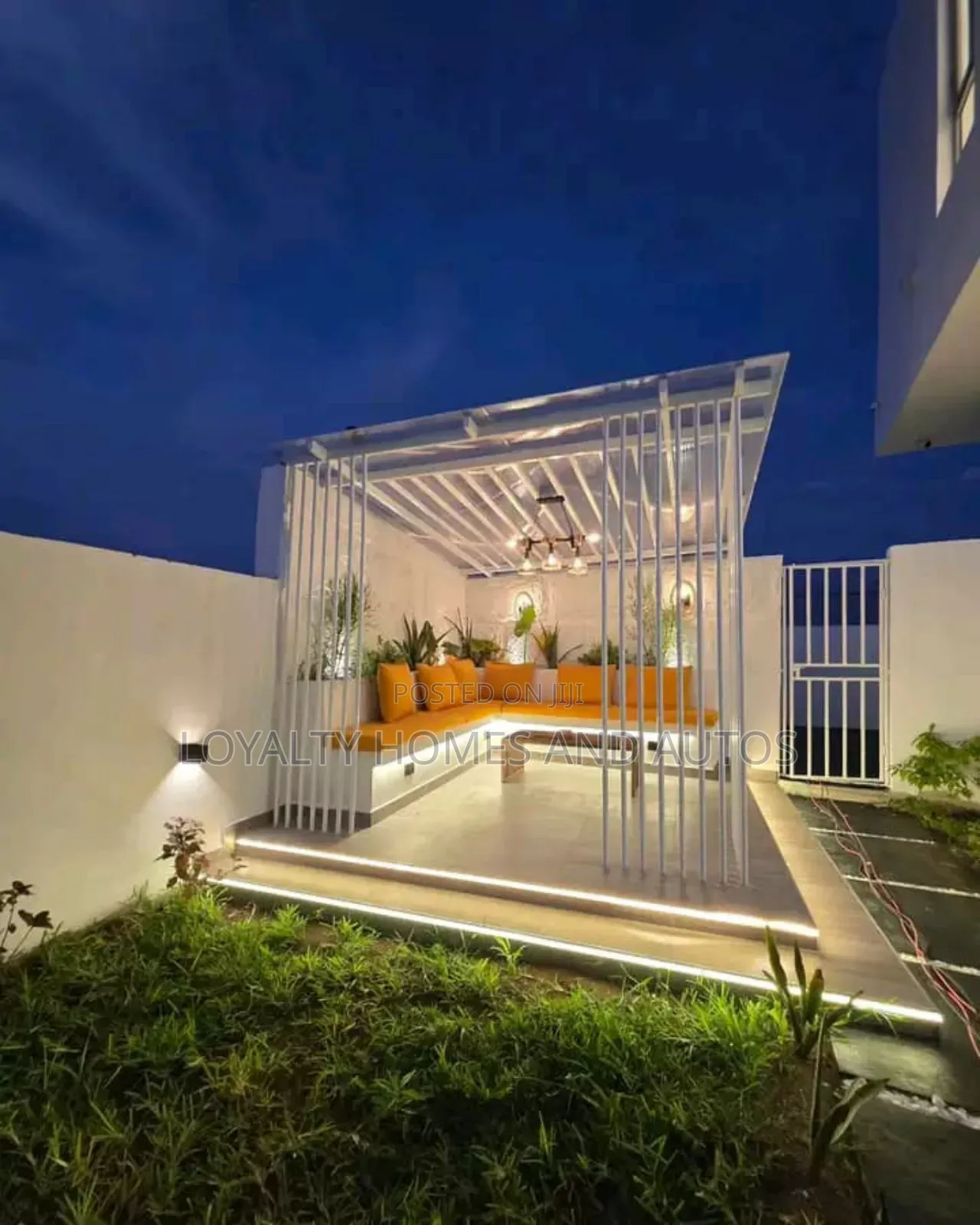 Furnished 5bdrm House in Osapa London, Lekki for sale in Lekki