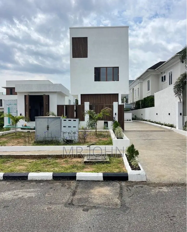 4bdrm House in Osapa London, Lekki for sale in Lekki