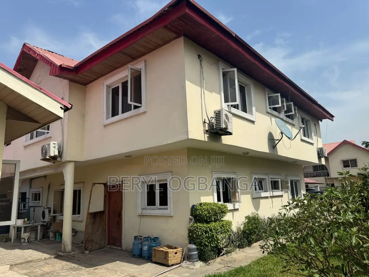 4bdrm Duplex in Lekki Phase 1 for rent in Lekki Phase 1