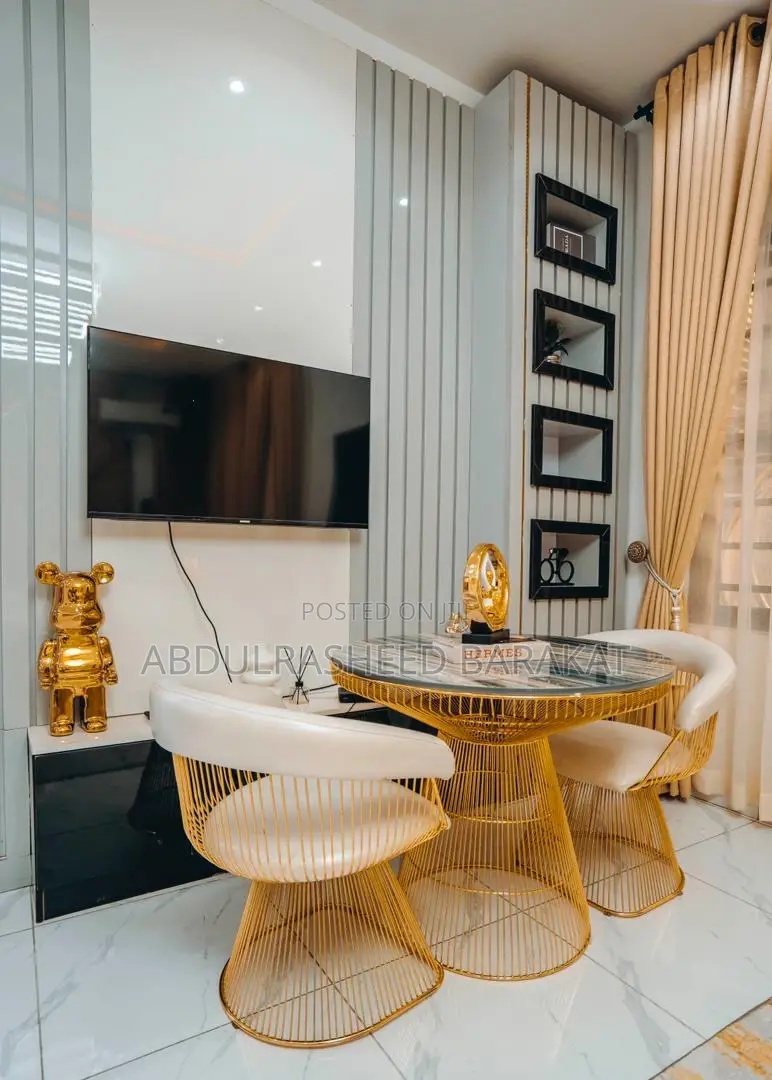 Luxury 3 Bedroom Duplex With Private Cinema Snooker Ps5 Tennis in Lekki Phase 2