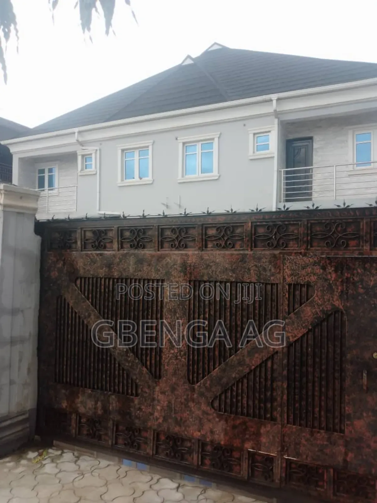 3bdrm Apartment in Unity Estate, Alimosho for sale in Alimosho