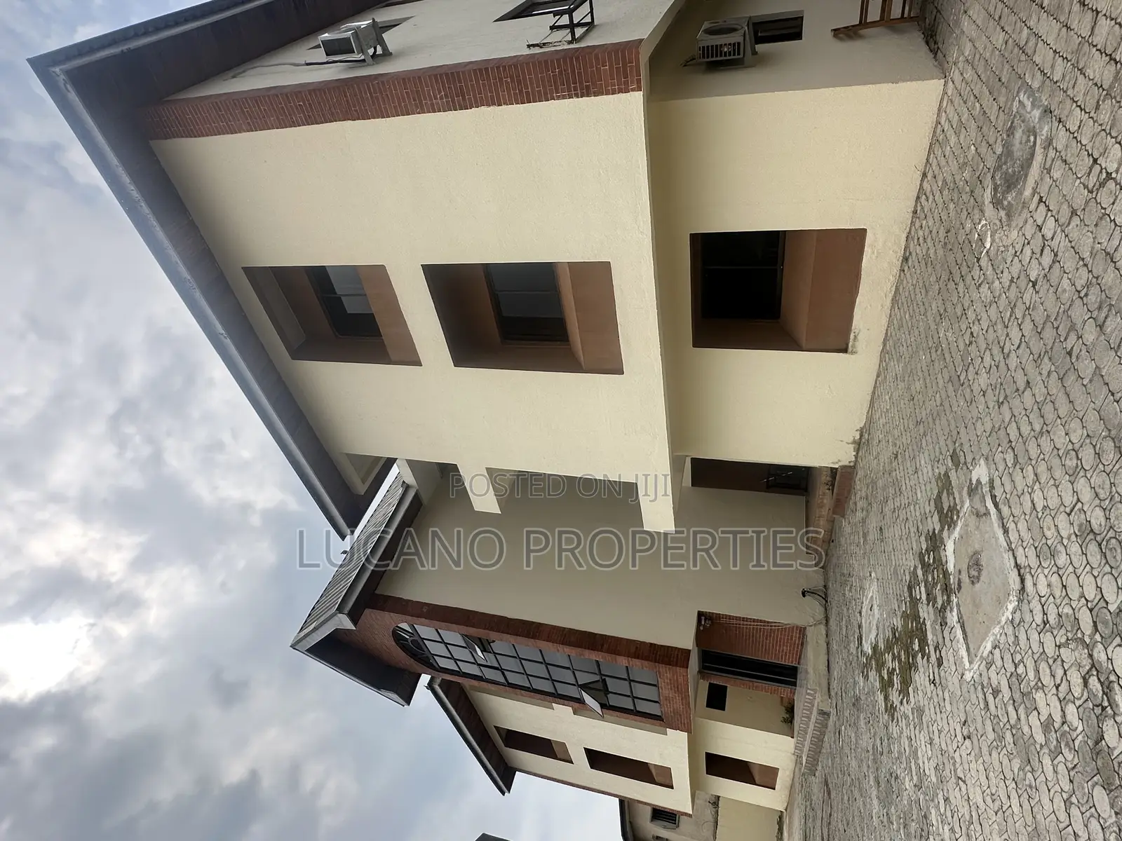 3bdrm Block of Flats in Corporate Lease, Maitama for rent in Maitama