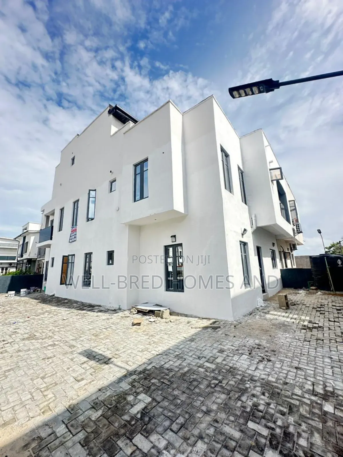 5bdrm Duplex in Lekki for sale in Lekki