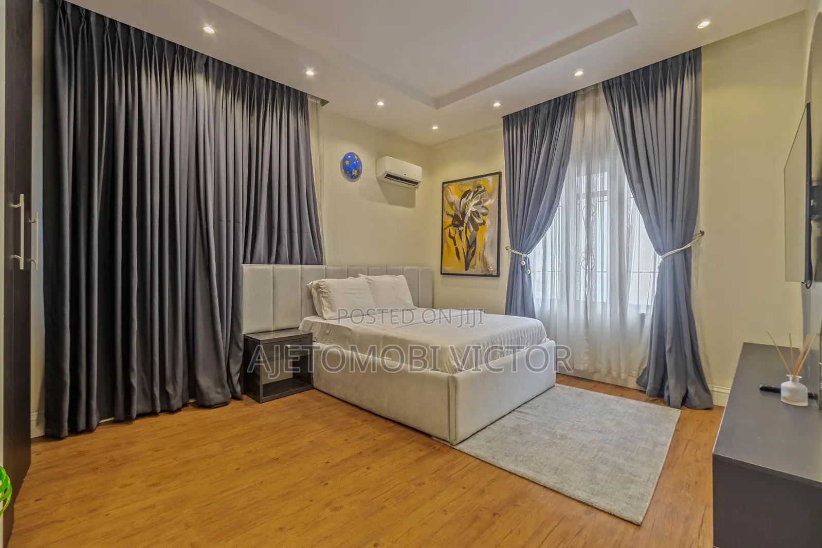 Beautifully Furnished 2/3bedroom Apartment in Lekki Phase 1