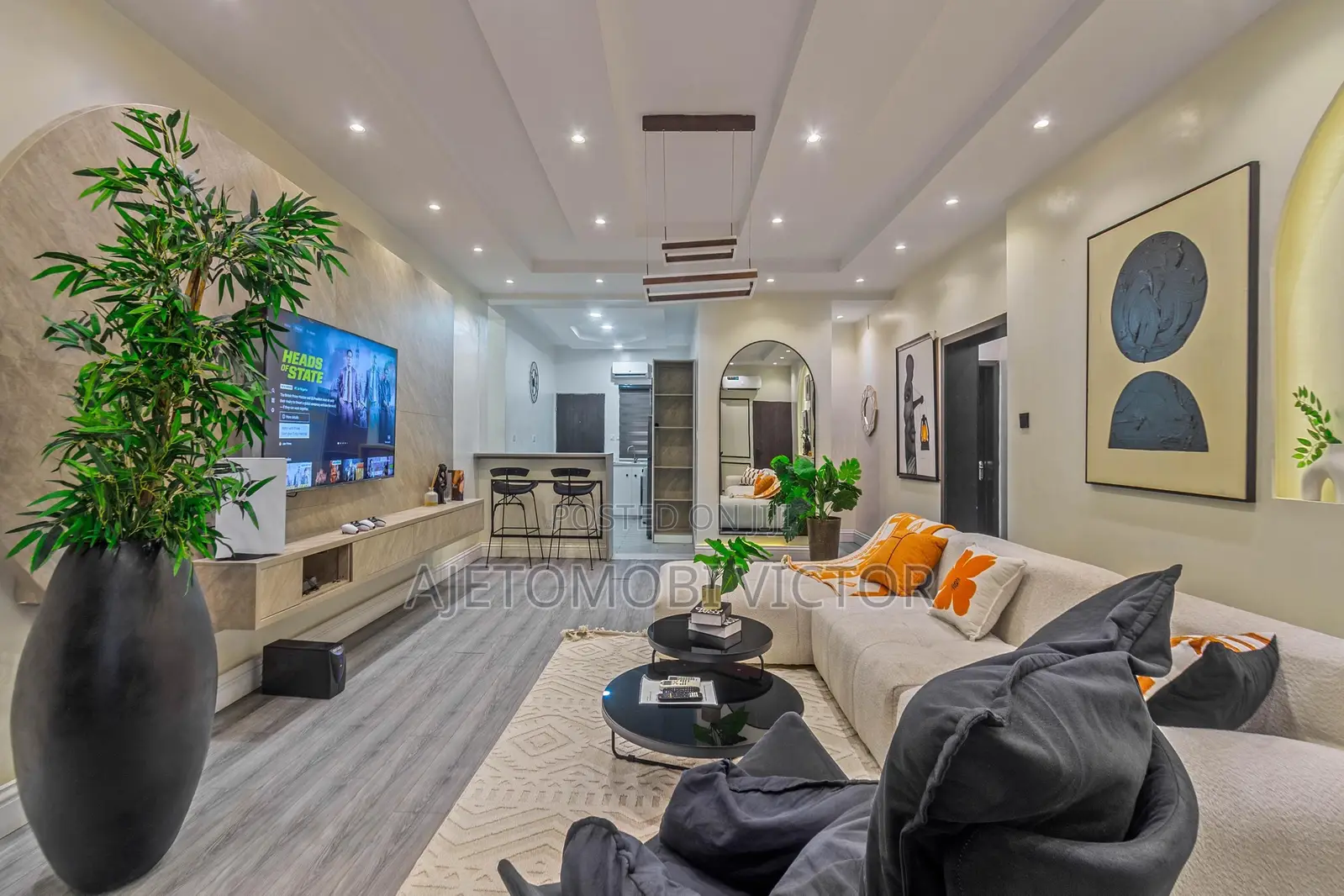 Beautifully Furnished 2/3bedroom Apartment in Lekki Phase 1