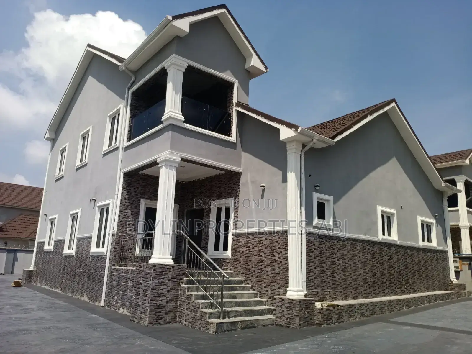 5 Bedroom Fully Detached Duplex at Airport Road, Lugbe. FCT Abuja in Lugbe District