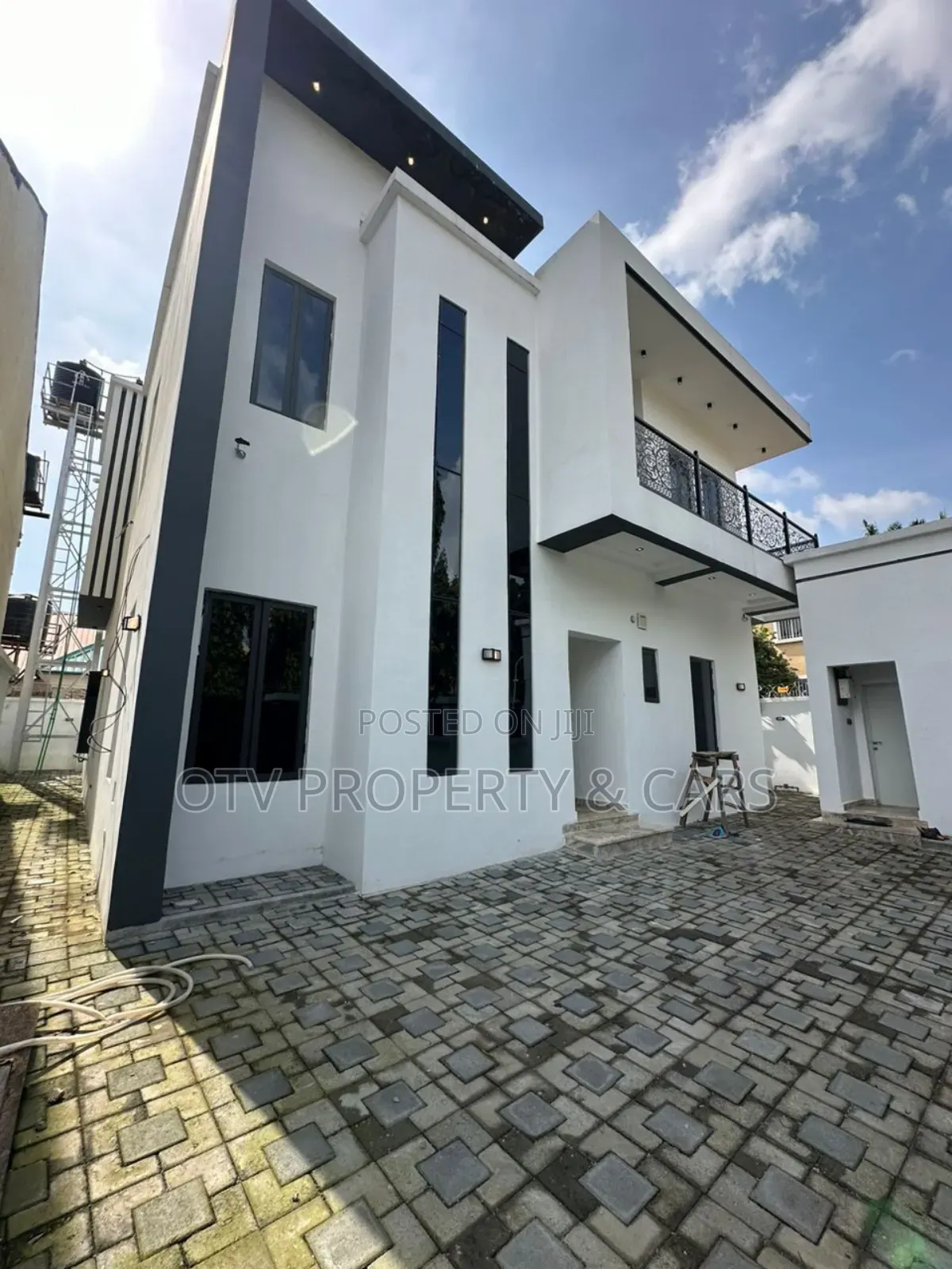 Furnished 6bdrm Duplex in Life Camp for sale in Life Camp