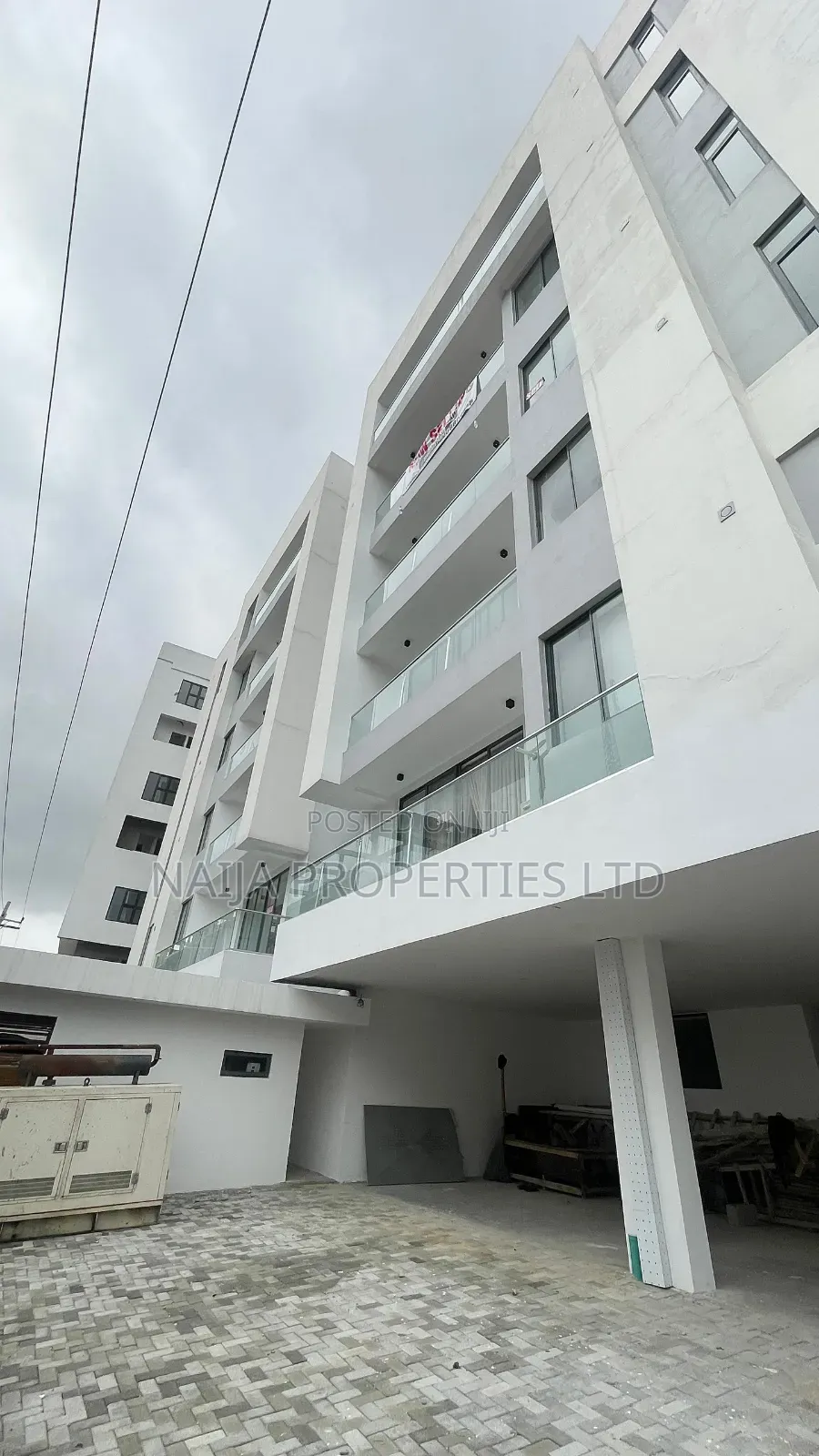 2bdrm Penthouse in Lekki Phase 1 for sale in Lekki Phase 1