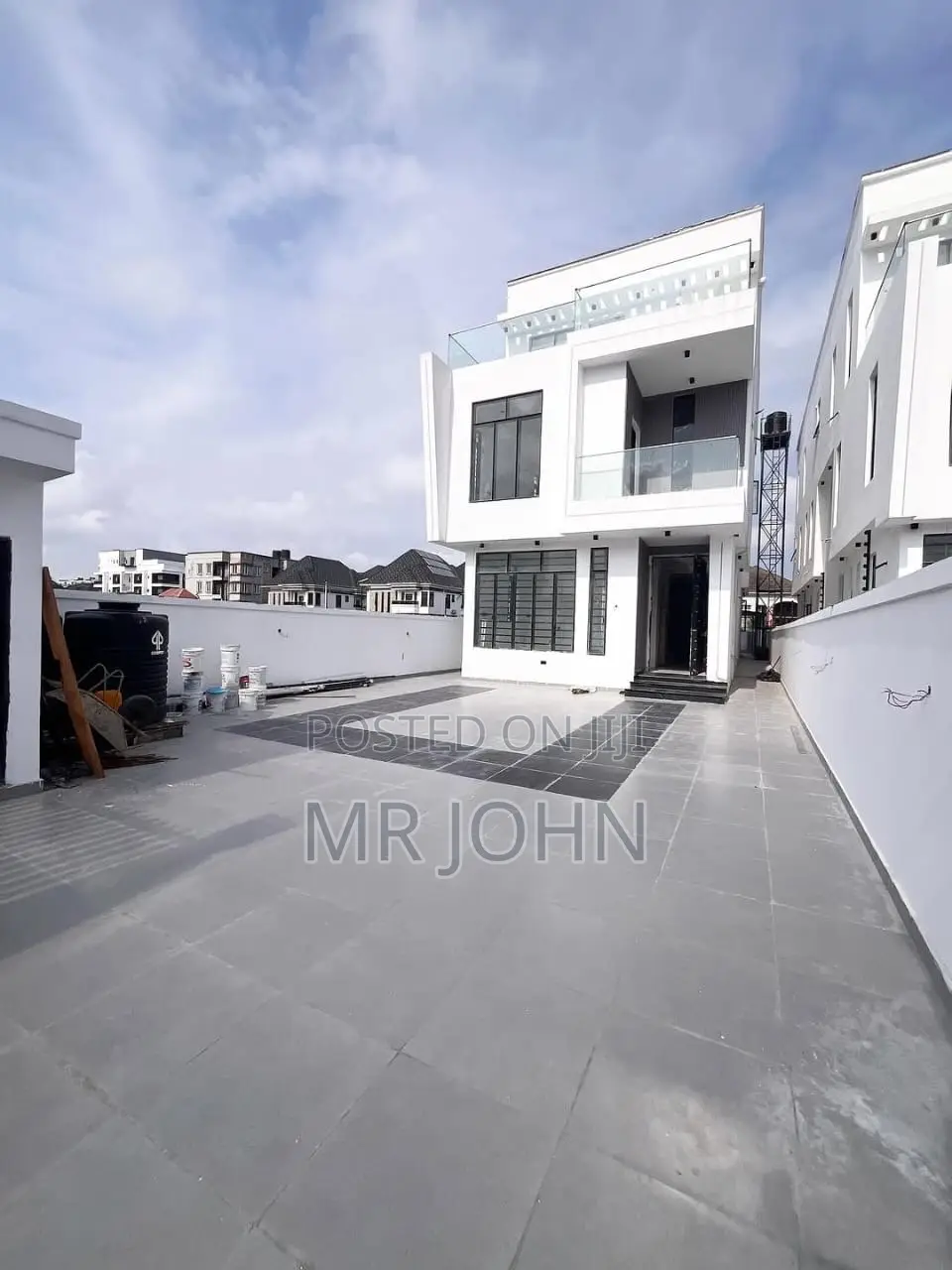 5bdrm Mansion in Alima  Pr, Lekki Phase 1 for sale in Lekki Phase 1
