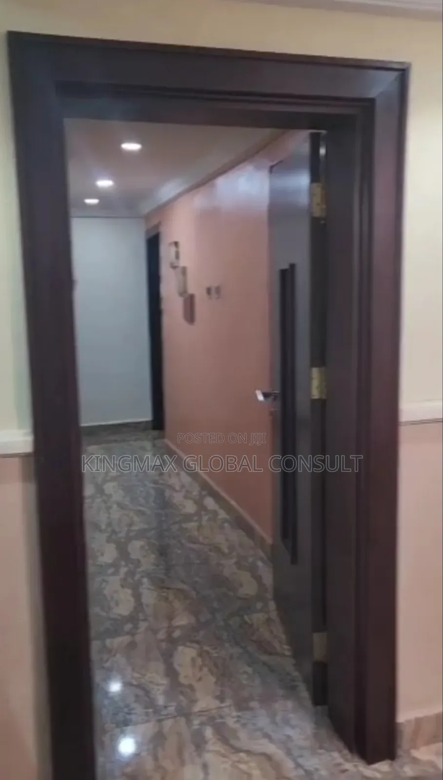 2bdrm Block of Flats in Maitama Abuja for sale in Maitama