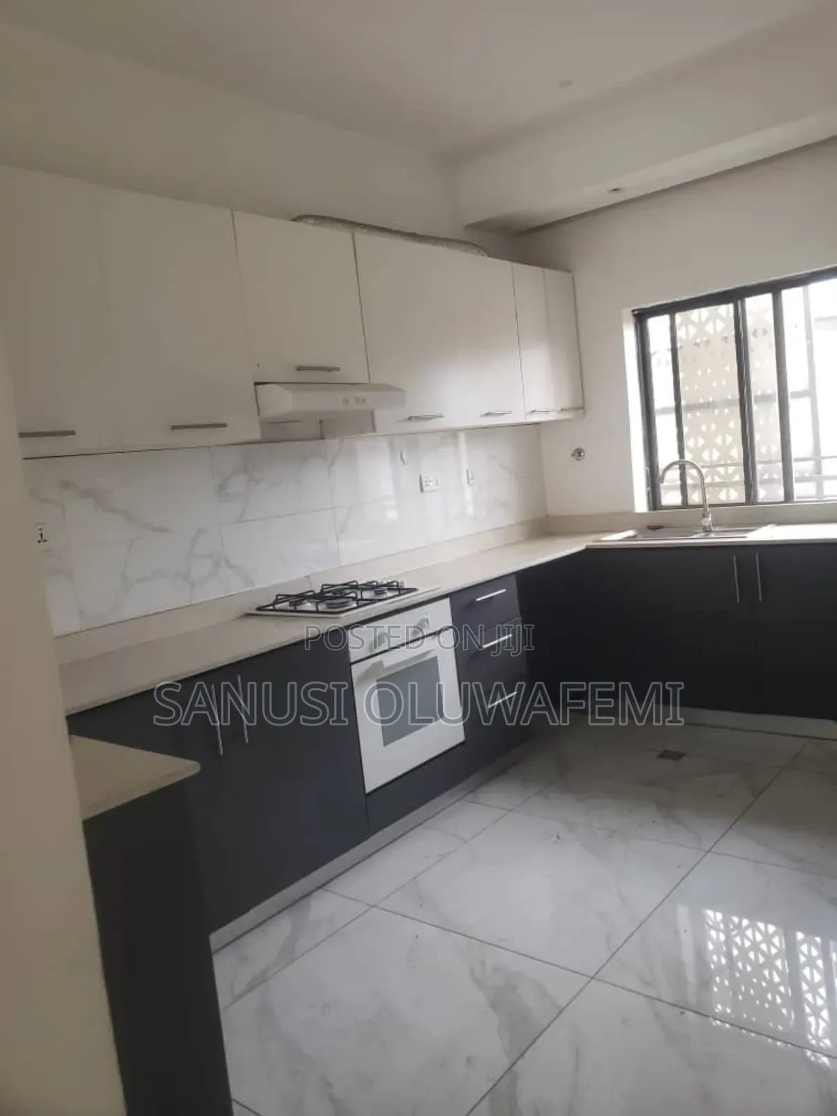 3bdrm Block of Flats in Ikeja for rent in Ikeja