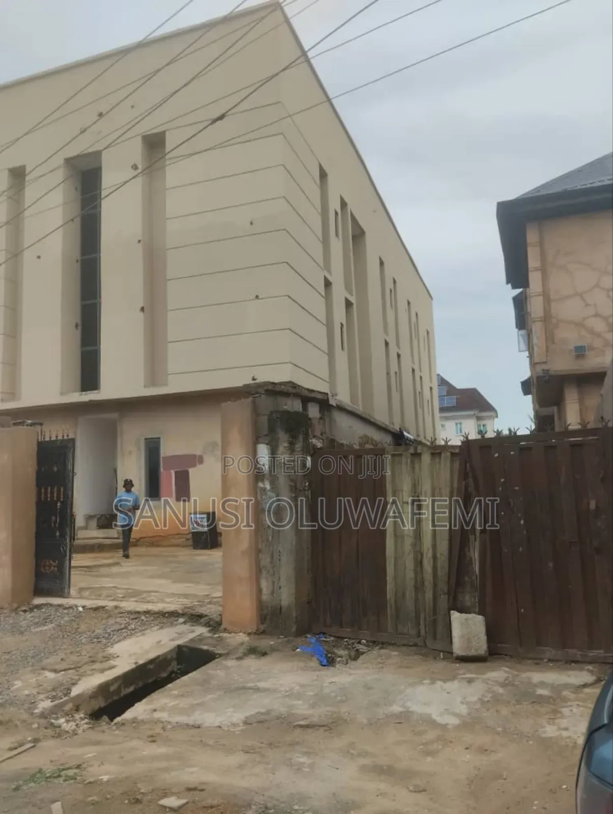 20bdrm House in Airport Road / Oshodi for sale in Airport Road / Oshodi