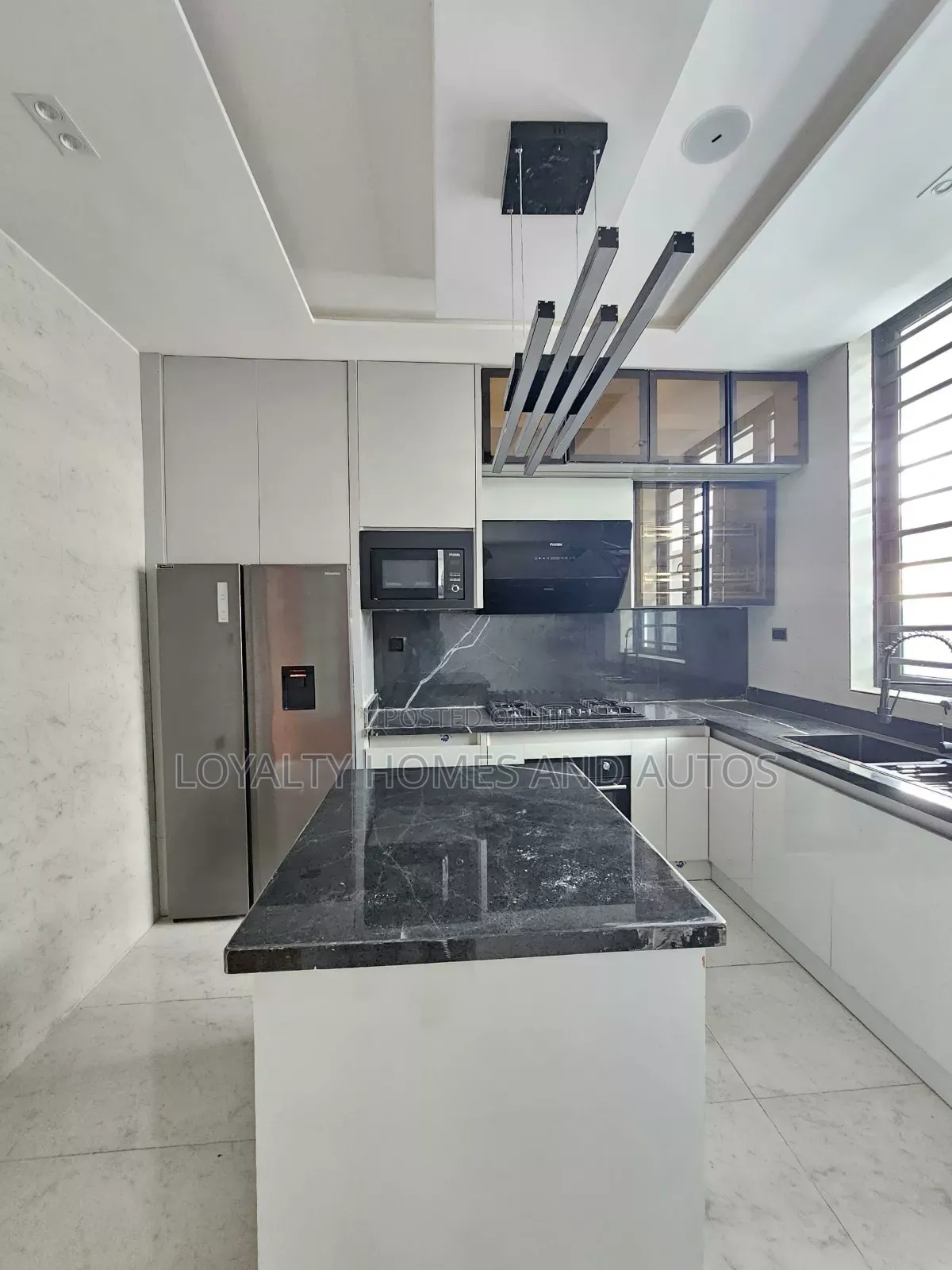 Furnished 5bdrm Duplex in Lekki Phase 1 for sale in Lekki
