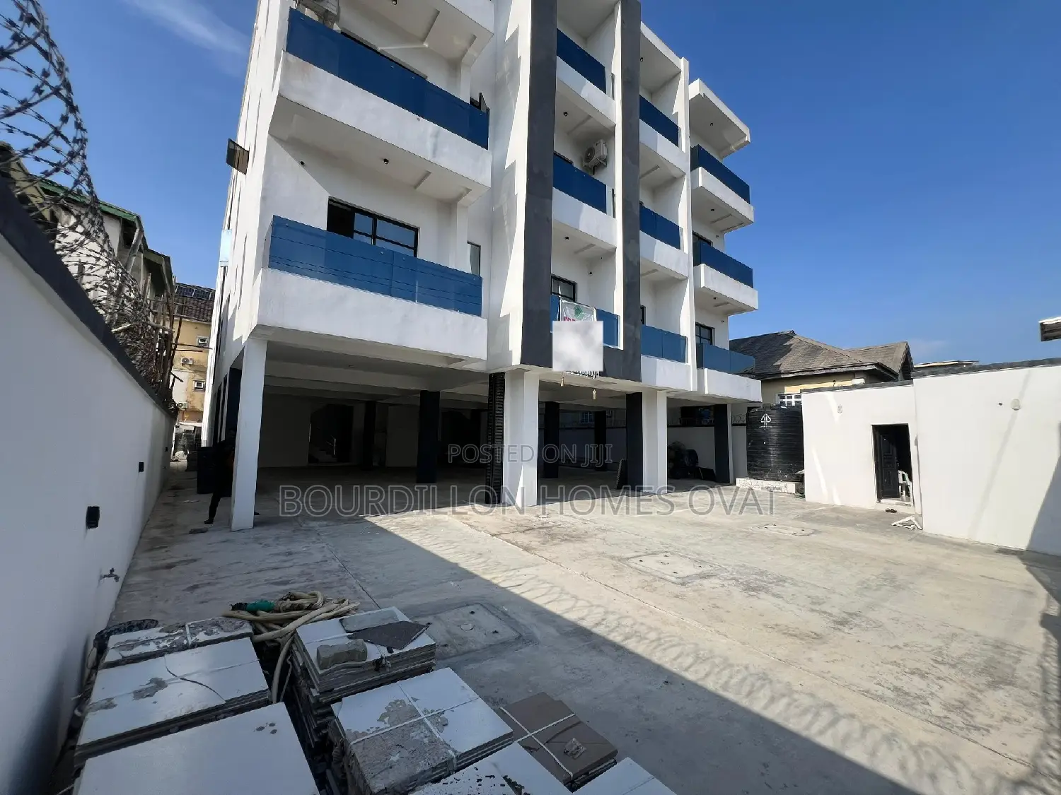 1bdrm Apartment in Ologolo Lekki Lagos for sale in Ologolo