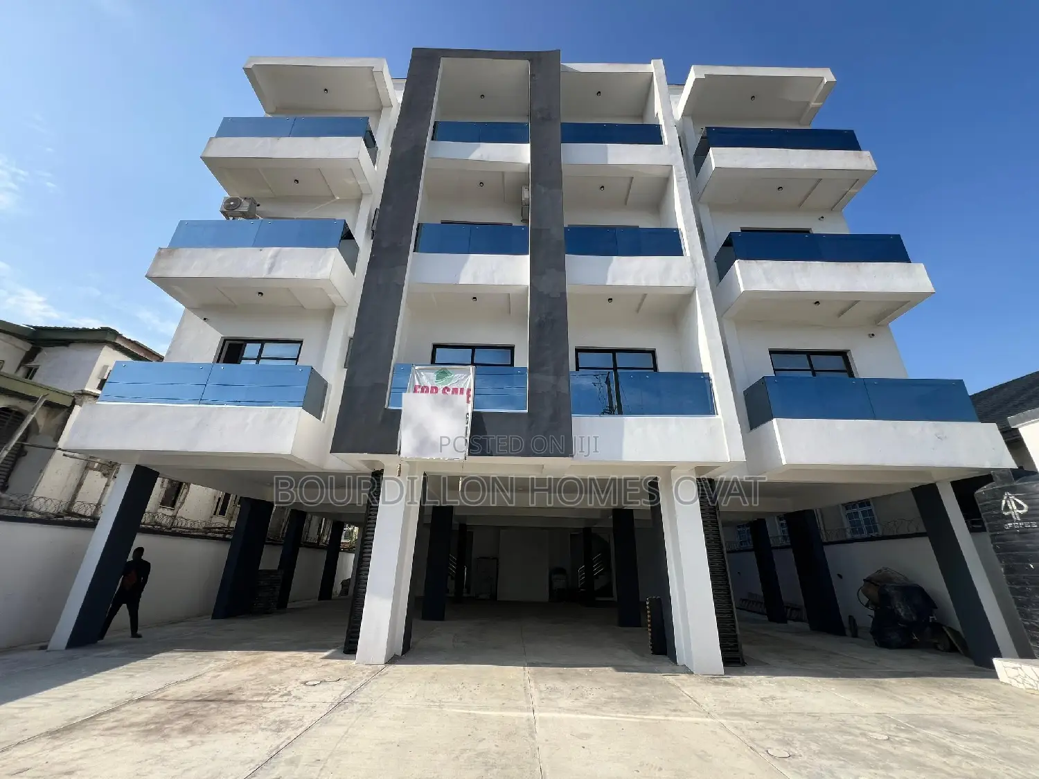 1bdrm Apartment in Ologolo Lekki Lagos for sale in Ologolo