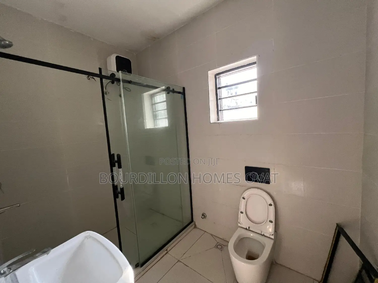 1bdrm Apartment in Ologolo Lekki Lagos for sale in Ologolo