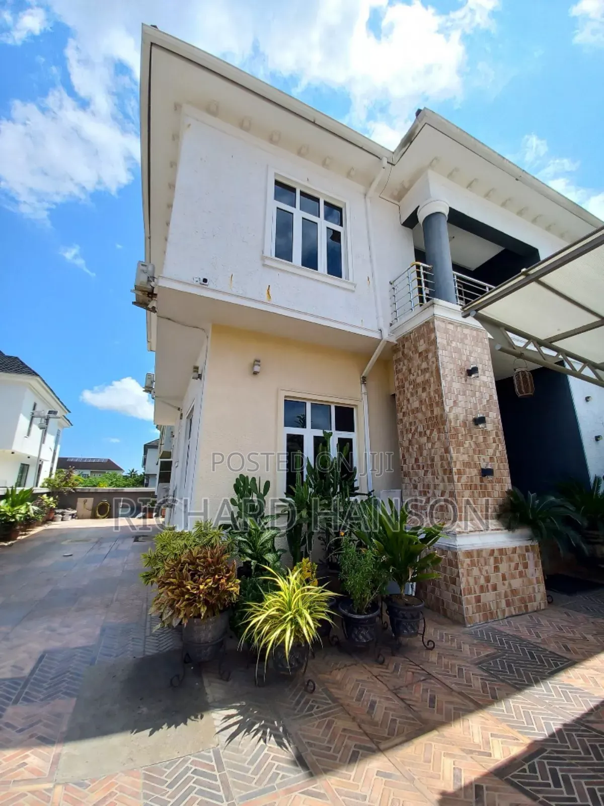 5bdrm Duplex in Royal Garden Estate, Ajah for sale in Ajah