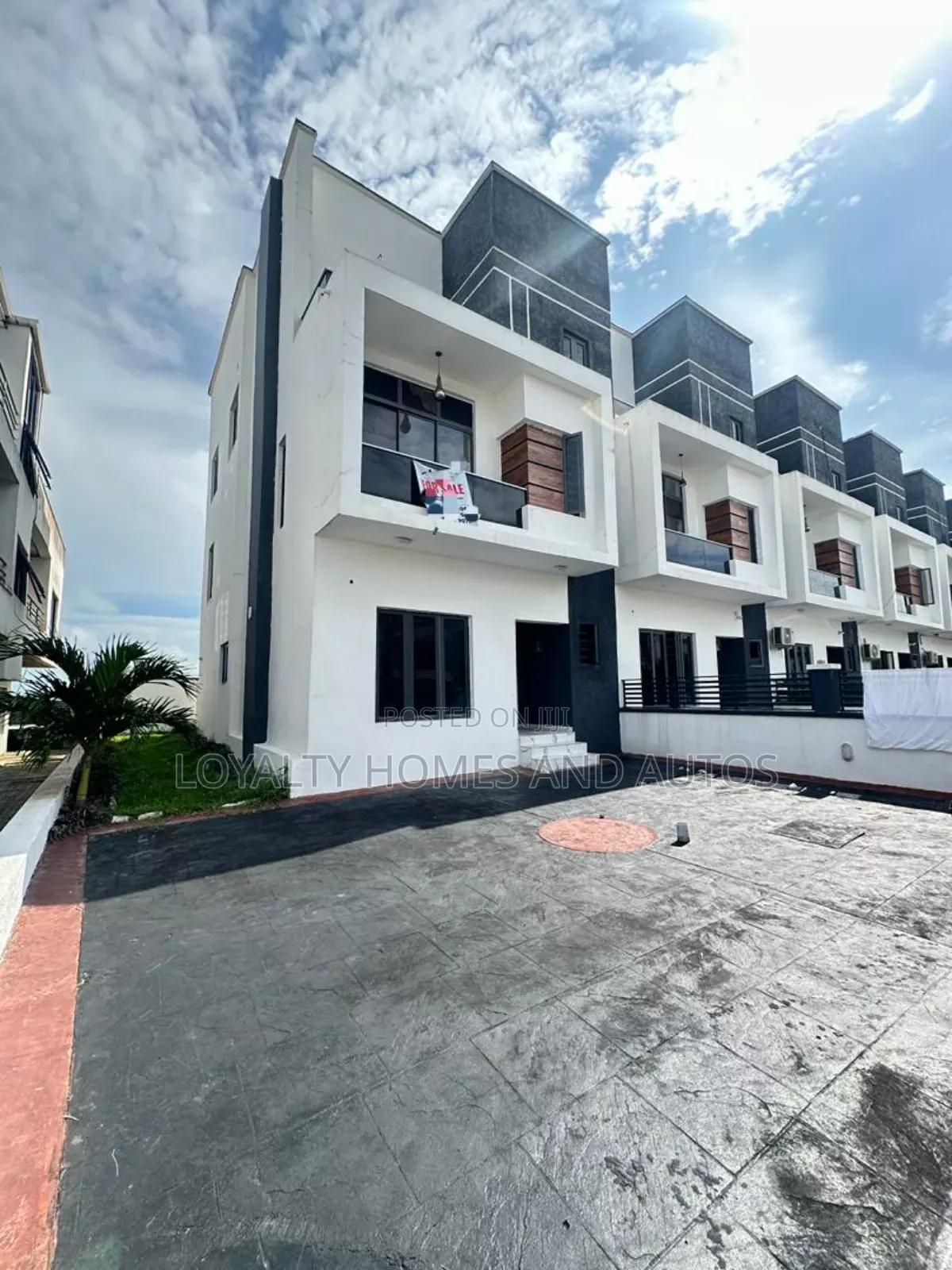 Furnished 5bdrm Duplex in Orchid, Lekki for sale in Lekki