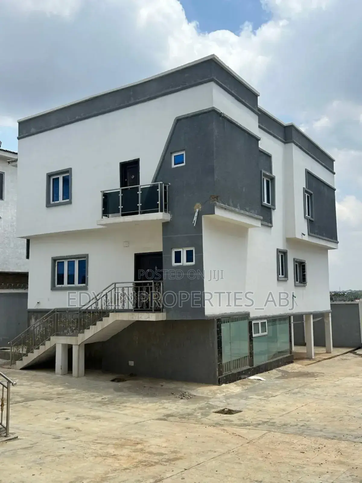5 Bedroom Detached Duplex at Jahi. FCT Abuja in Jahi