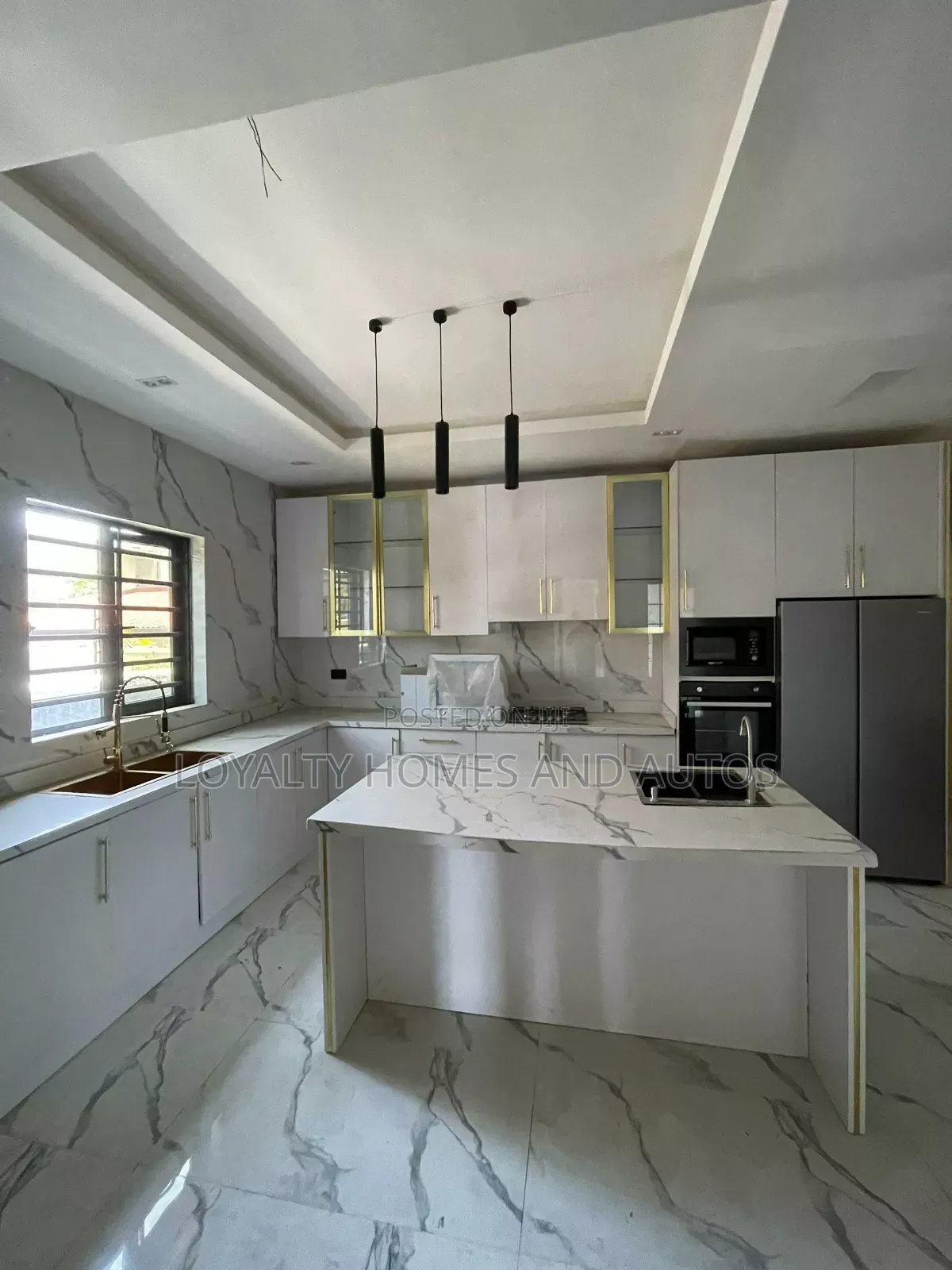 Furnished 4bdrm Duplex in Lekki Phase 1 for sale in Lekki