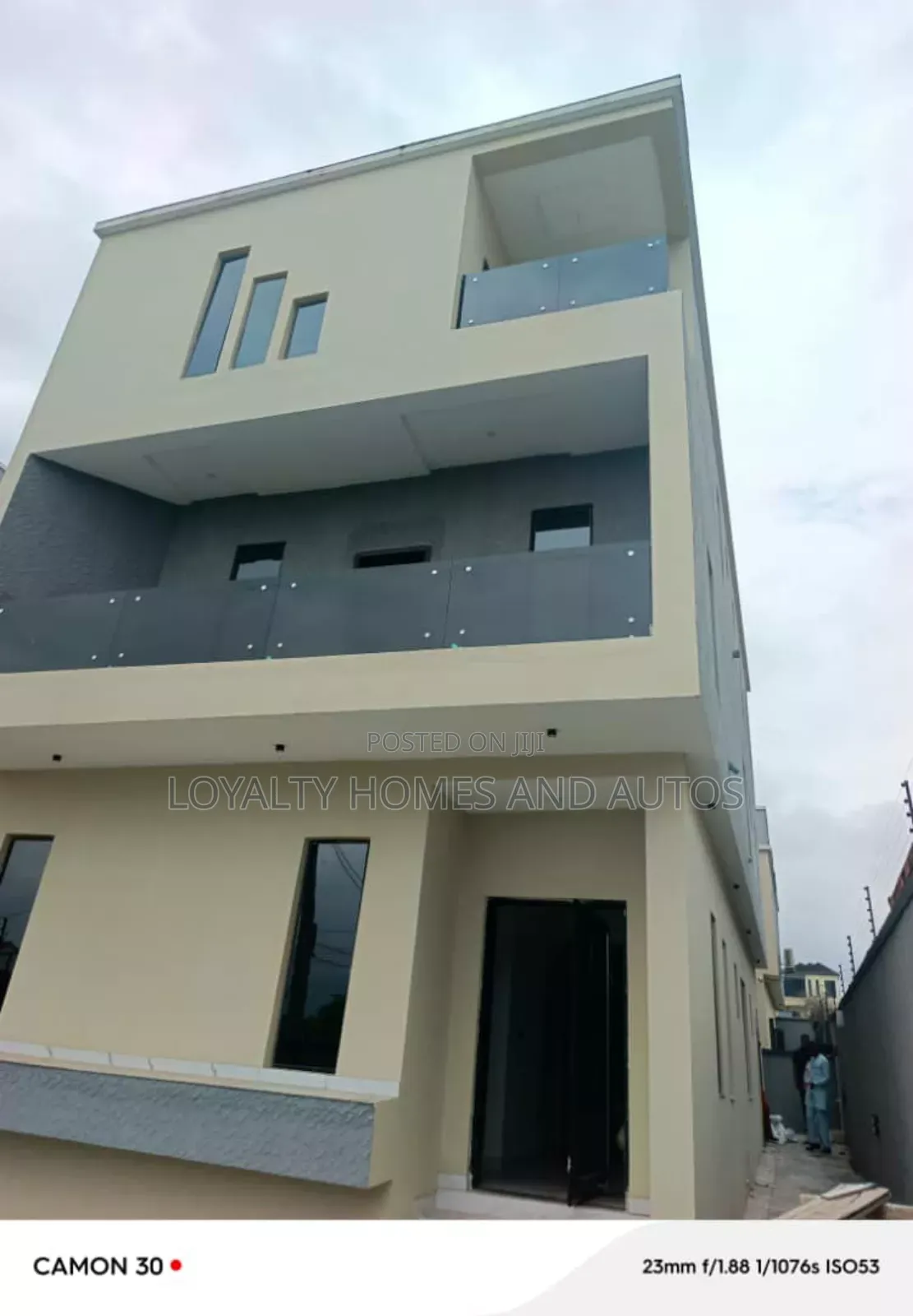 Furnished 5bdrm Duplex in Lekki Phase 1 for sale in GRA Phase 2 Shangisha