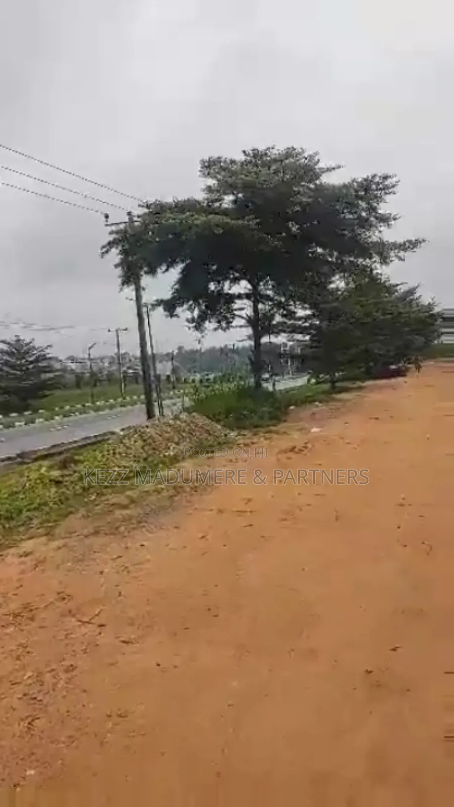 For Sale : Cofo 7 Plots at Besides Akachi Est . Wethral Aba Owerri Rd in Port-Harcourt
